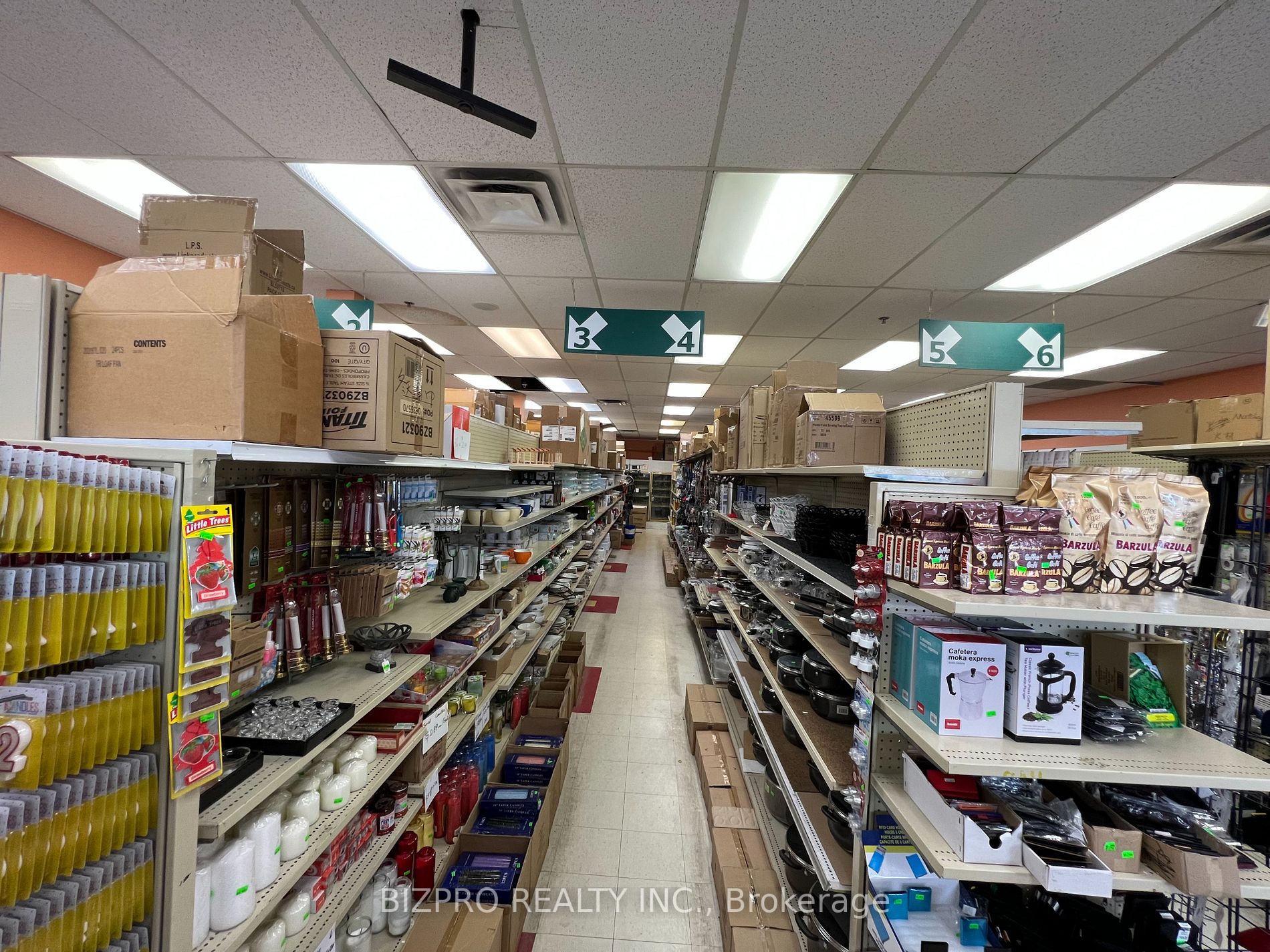2563 Major Mackenzie Dr, #11