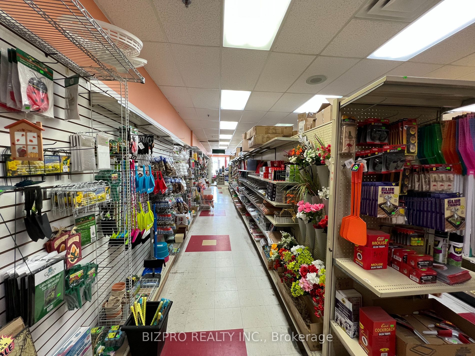 2563 Major Mackenzie Dr, #11