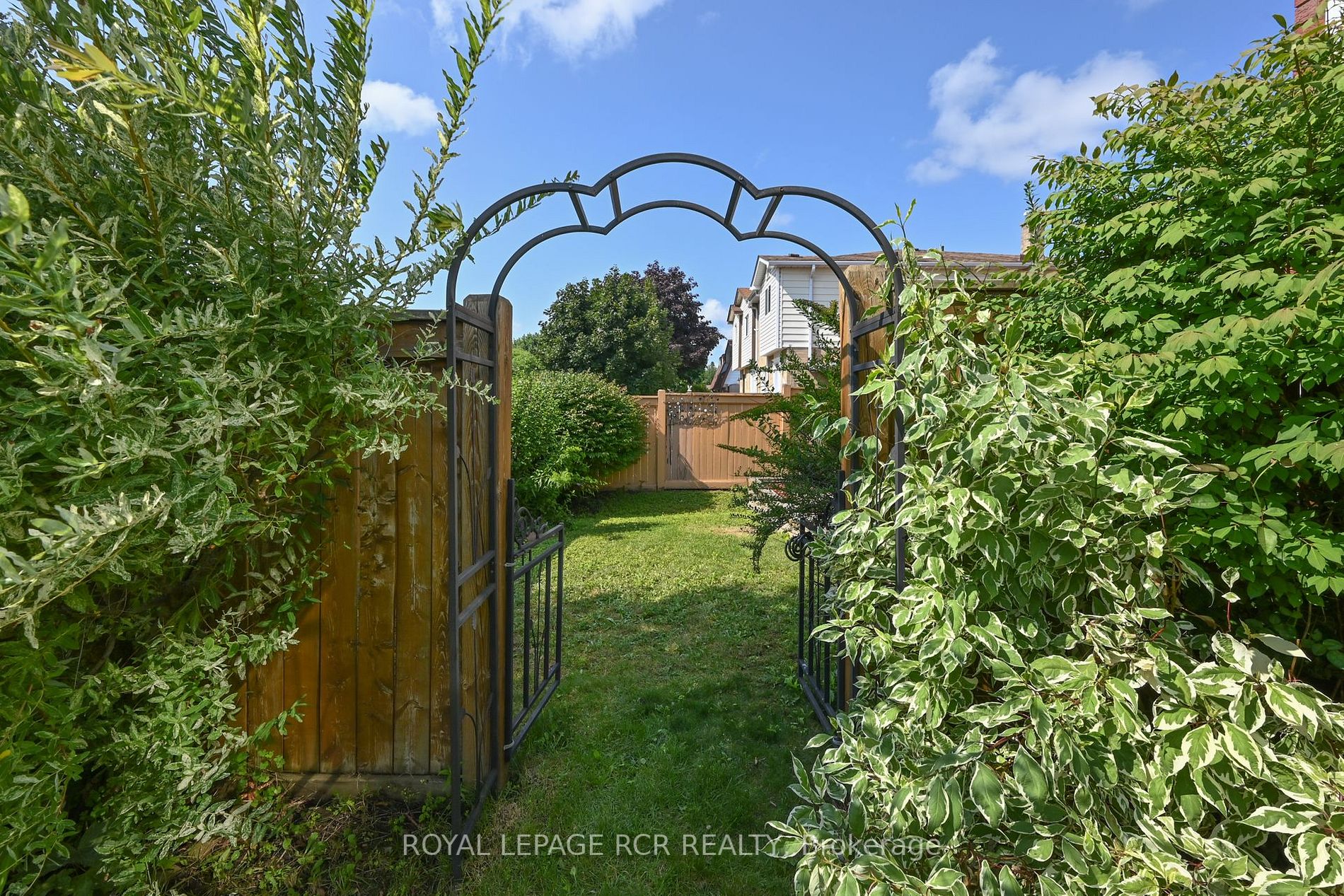 36 Anderson Rd