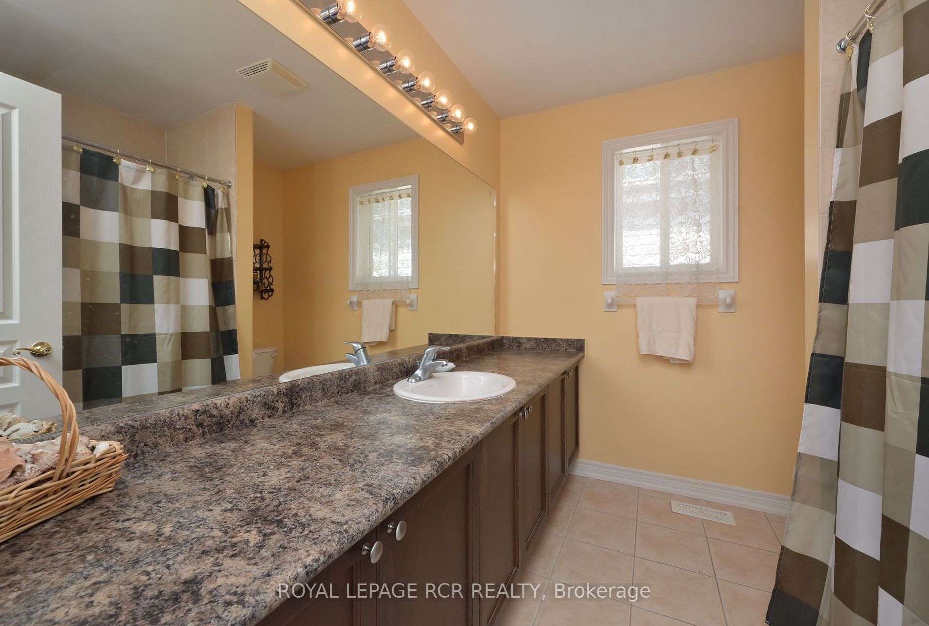 36 Anderson Rd