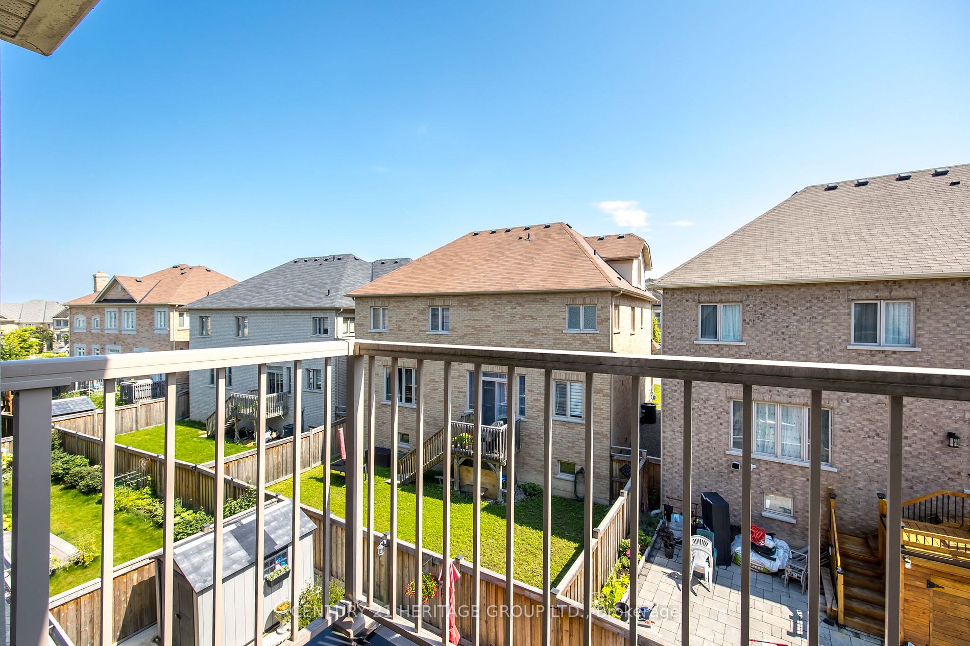 923 Goring Circ