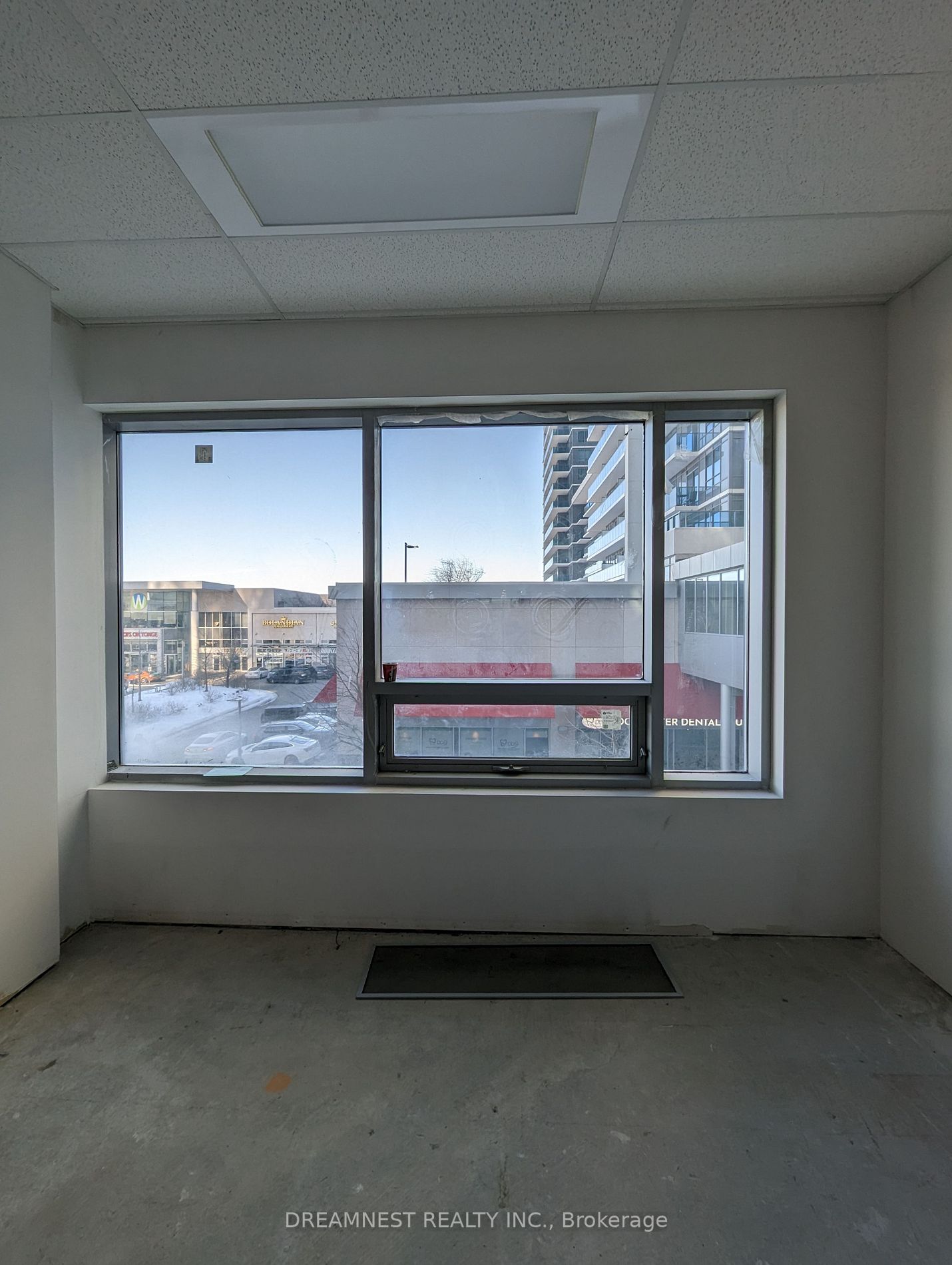 7163 Yonge St, #277