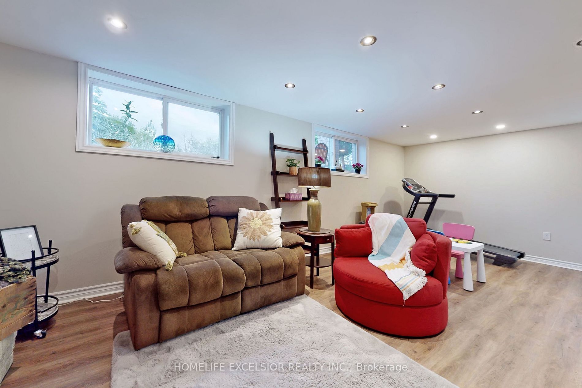 2841 Clarkesville Street