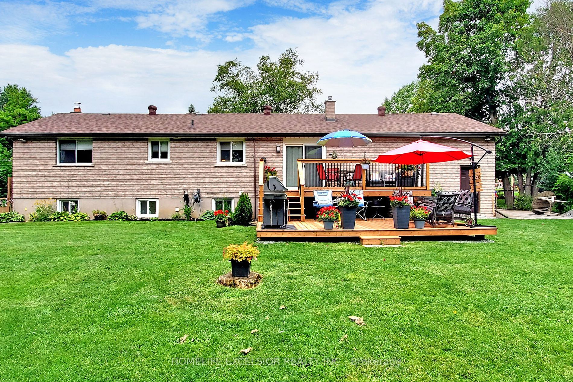 2841 Clarkesville Street