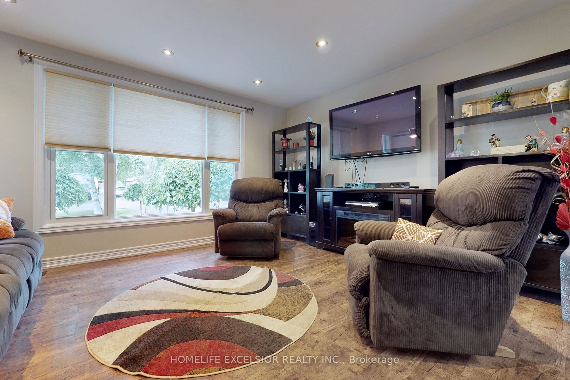 2841 Clarkesville Street