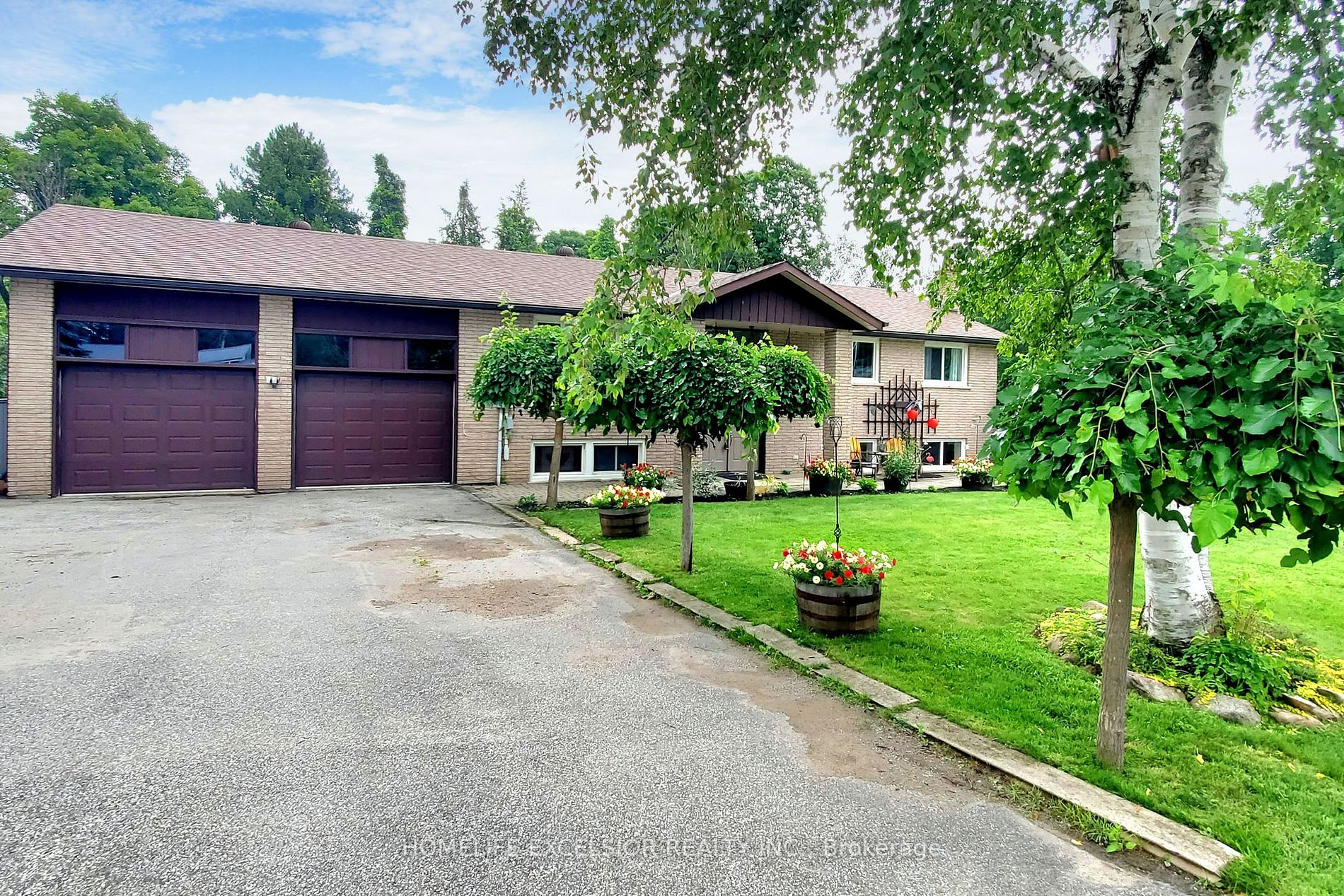 2841 Clarkesville Street