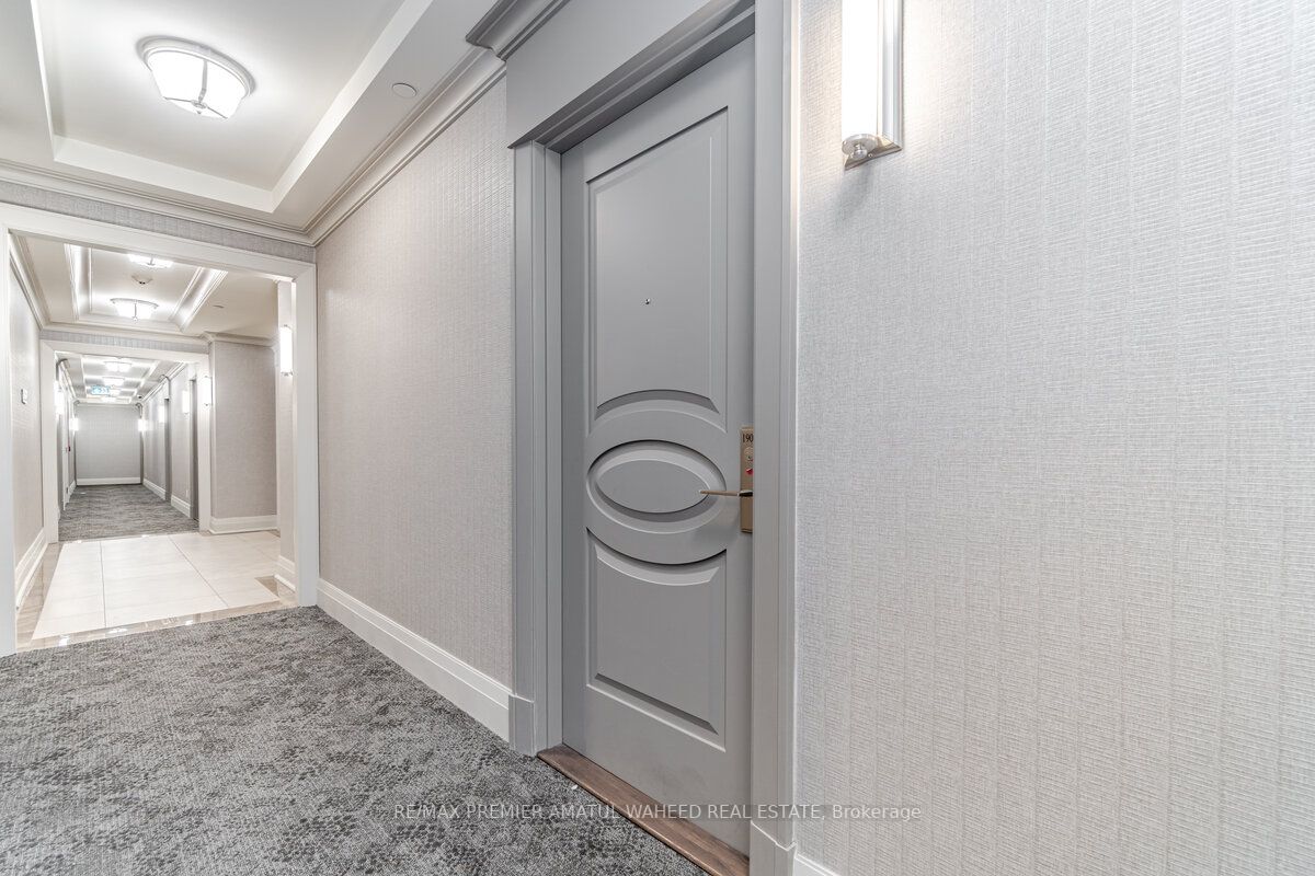9075 Jane St, #1907