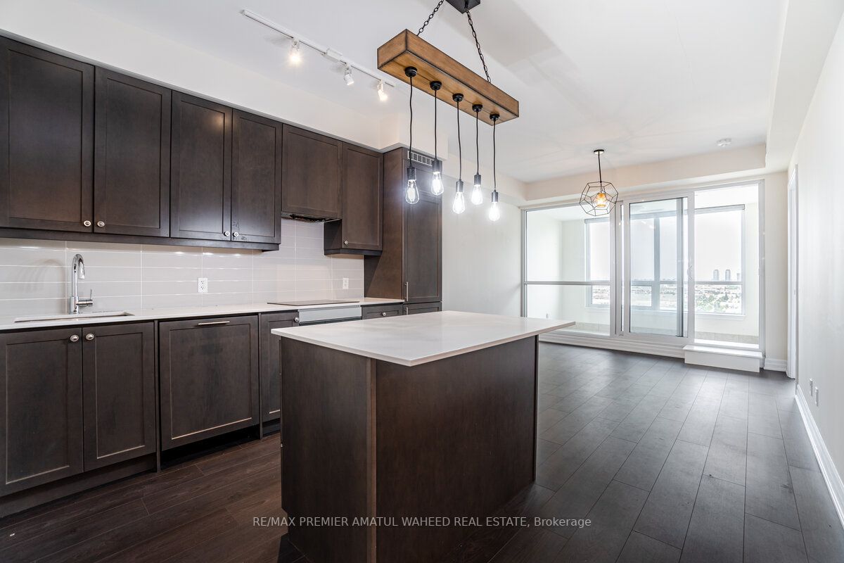 9075 Jane St, #1907