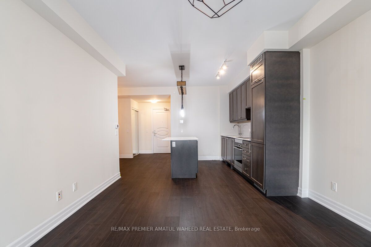 9075 Jane St, #1907
