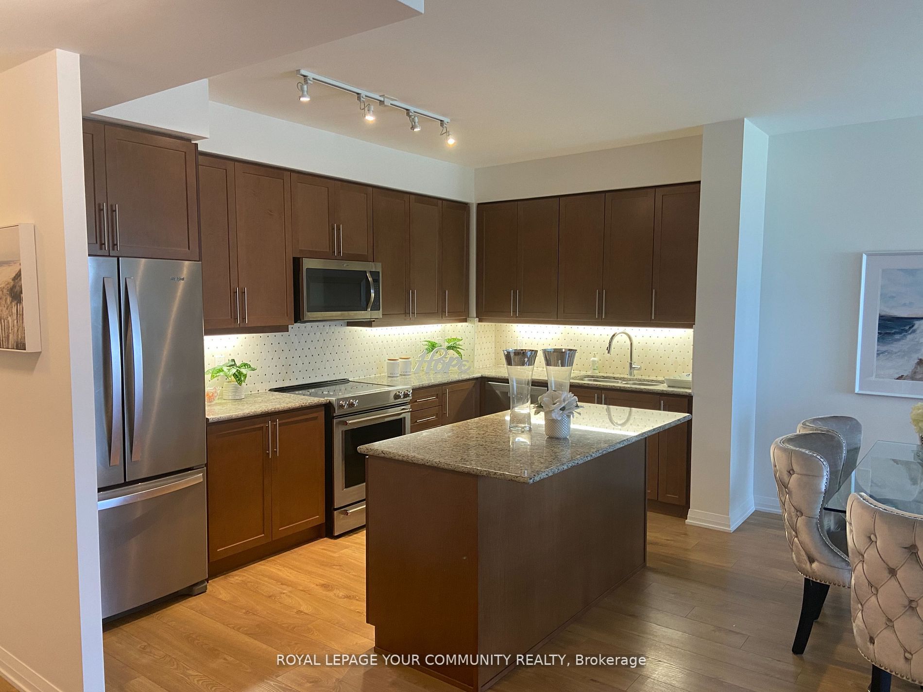 65 Oneida Cres, #1601