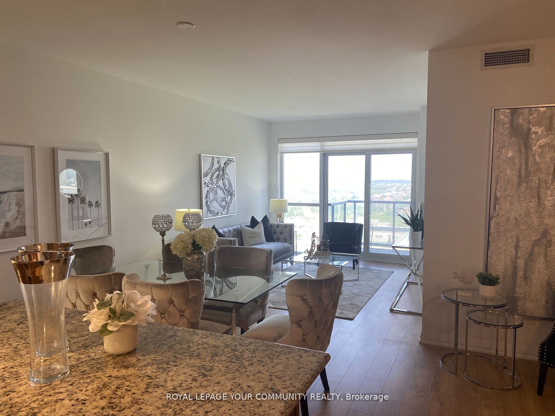 65 Oneida Cres, #1601