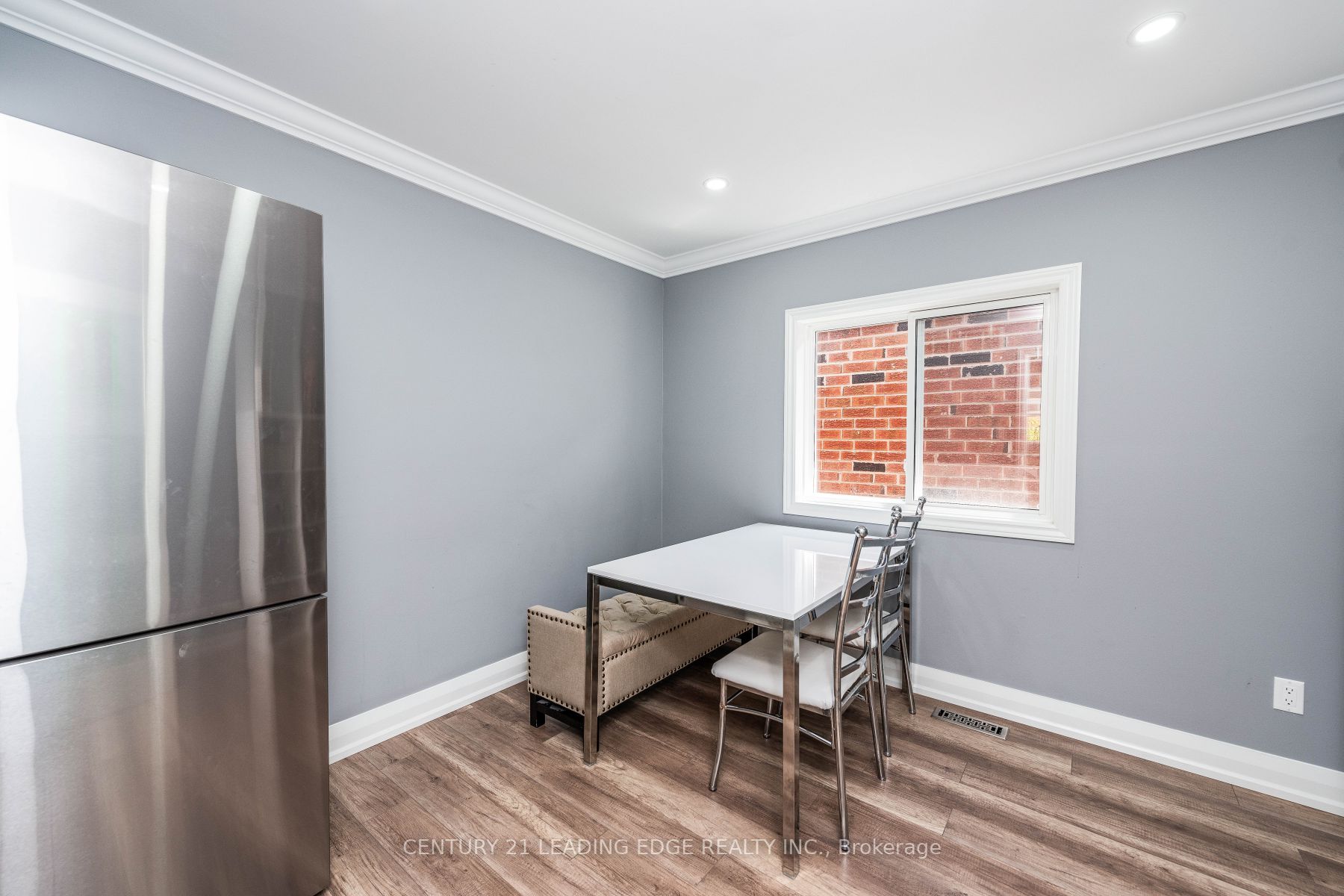2 Twinberry Cres