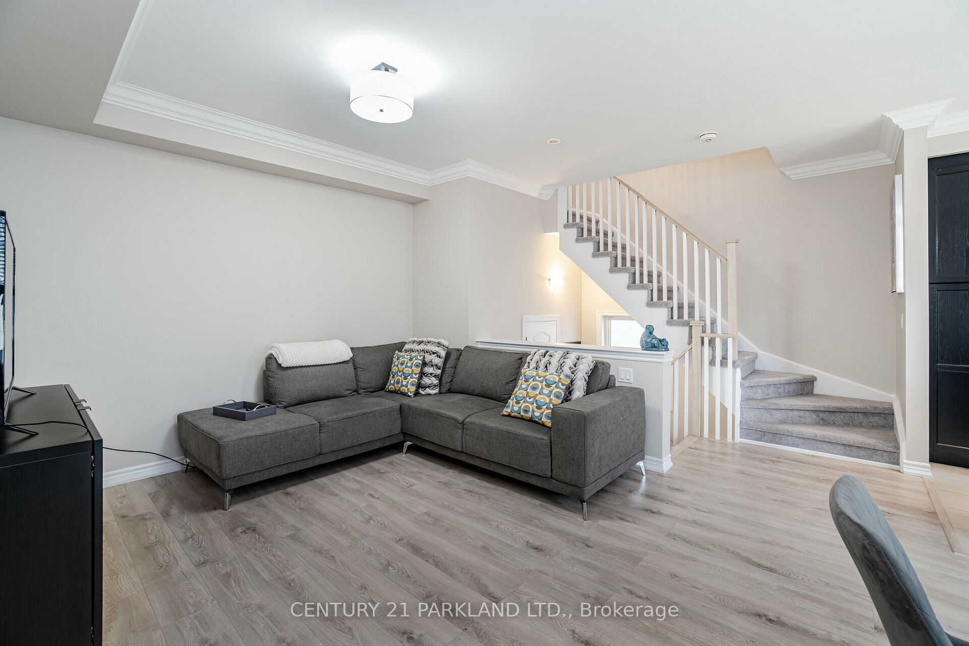 18 Wimshaw Lane