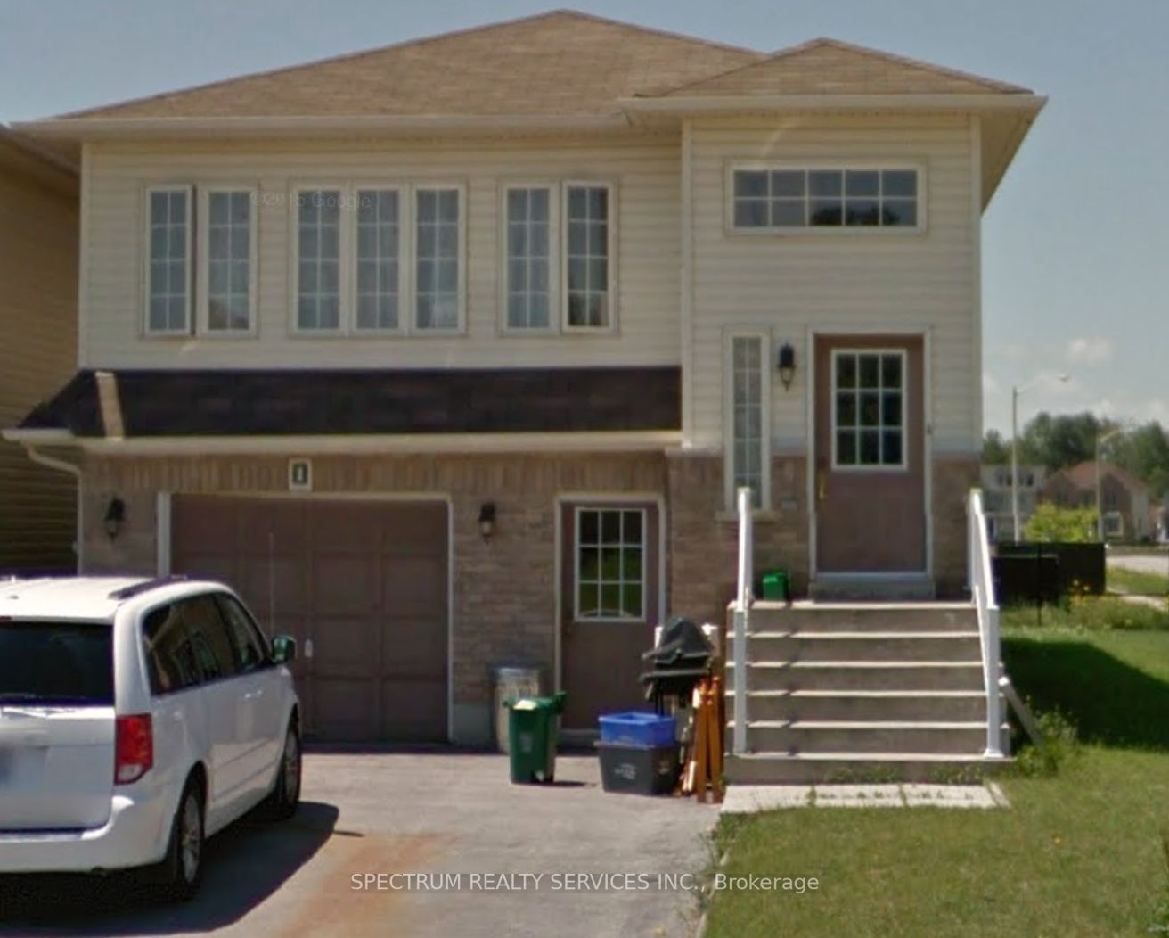 1 Lookout St