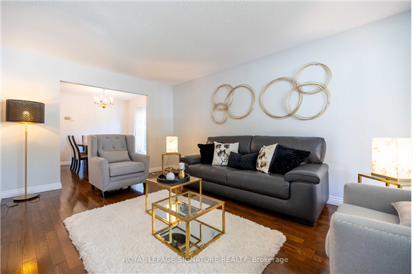 153 Willowbrook Rd, Markham