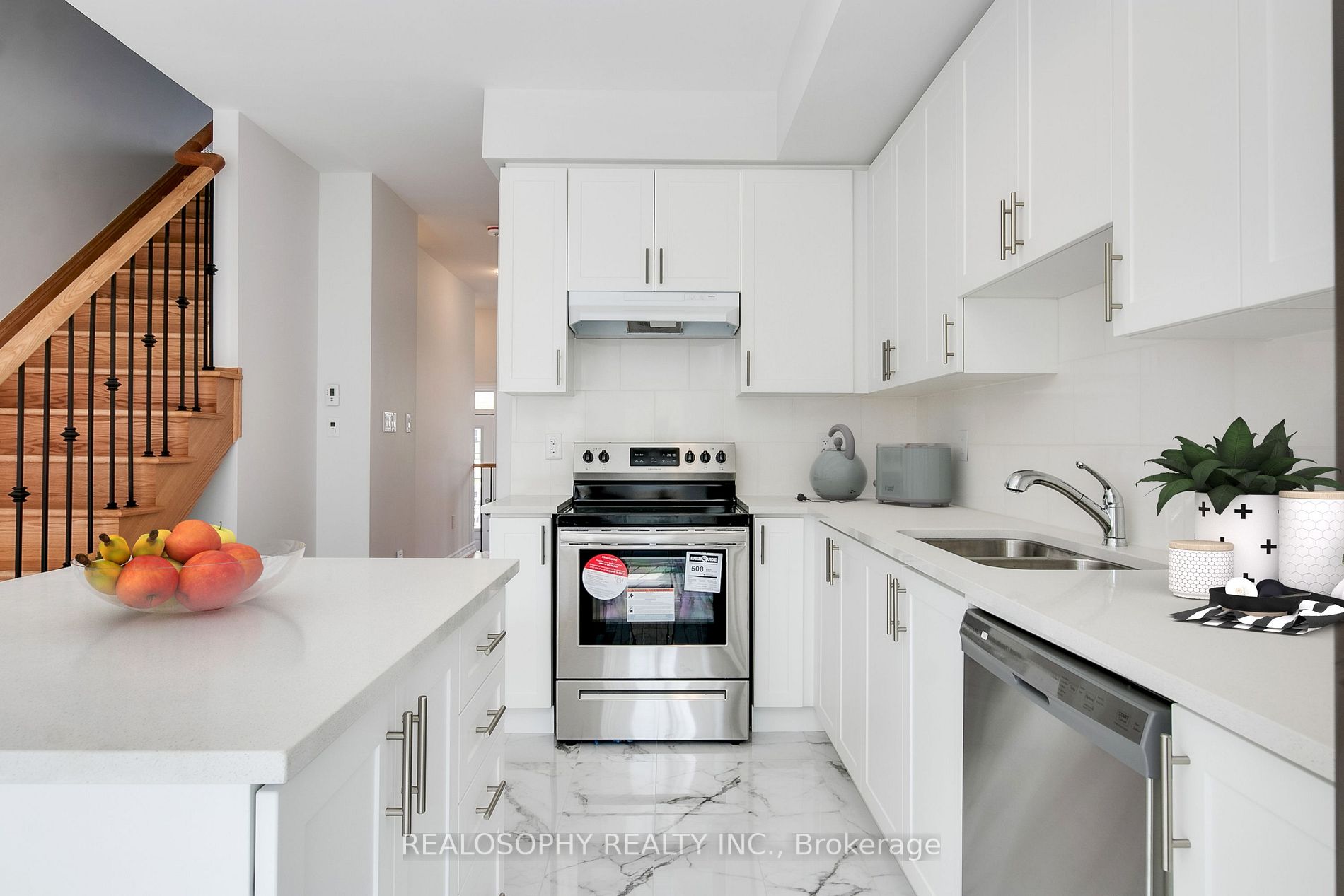 561 White's Hill Ave