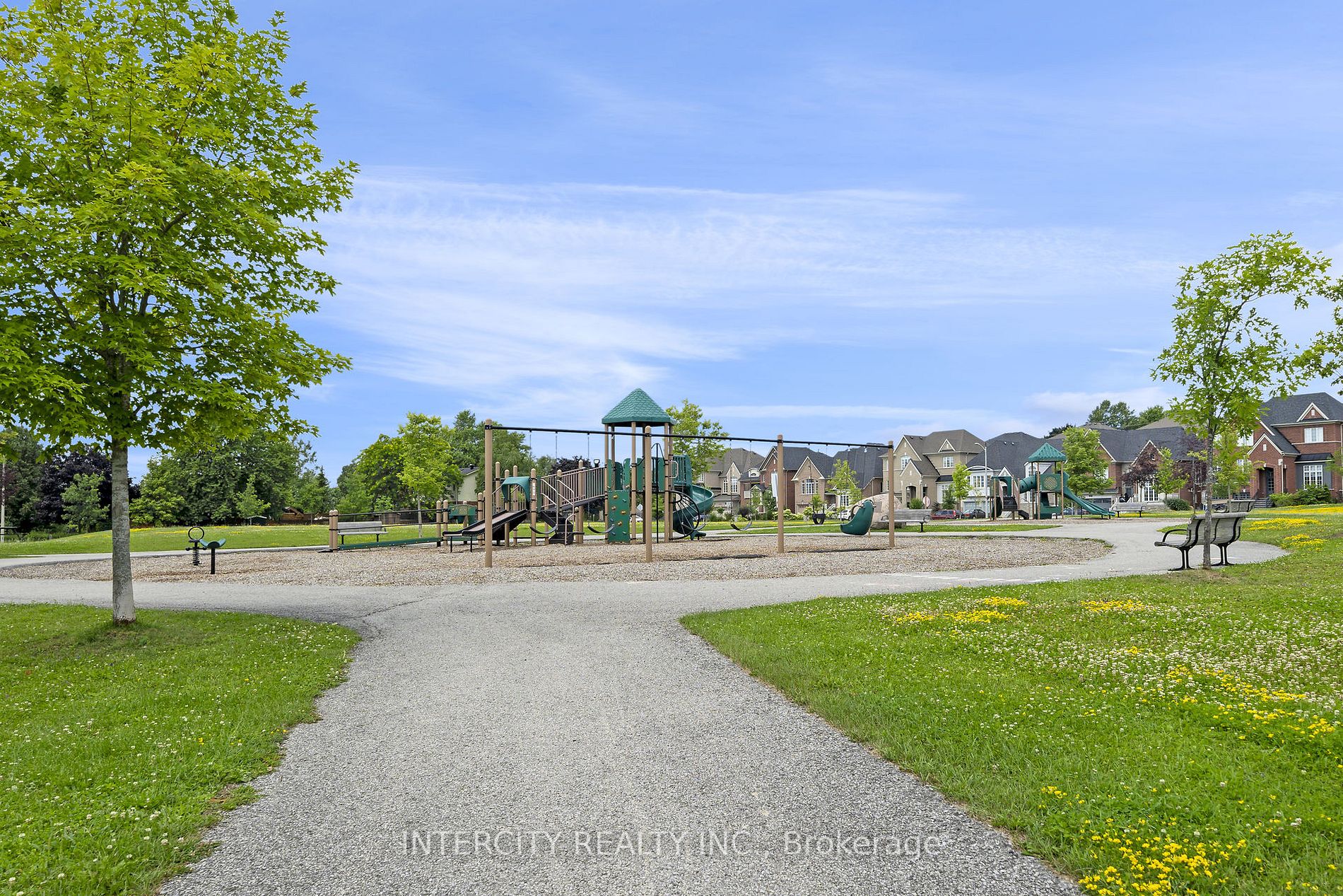 17 Flay Crt