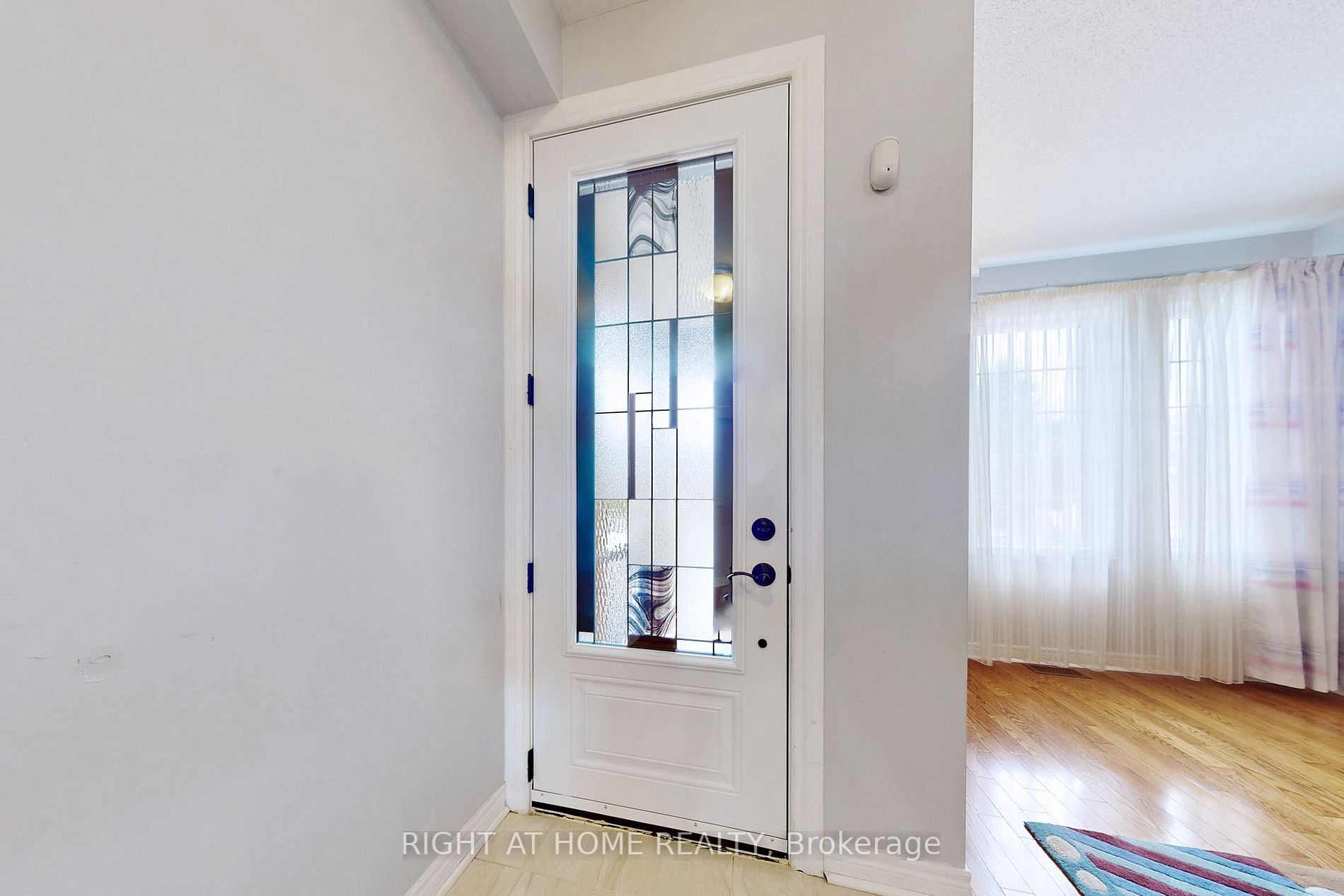 152 Dolce Cres