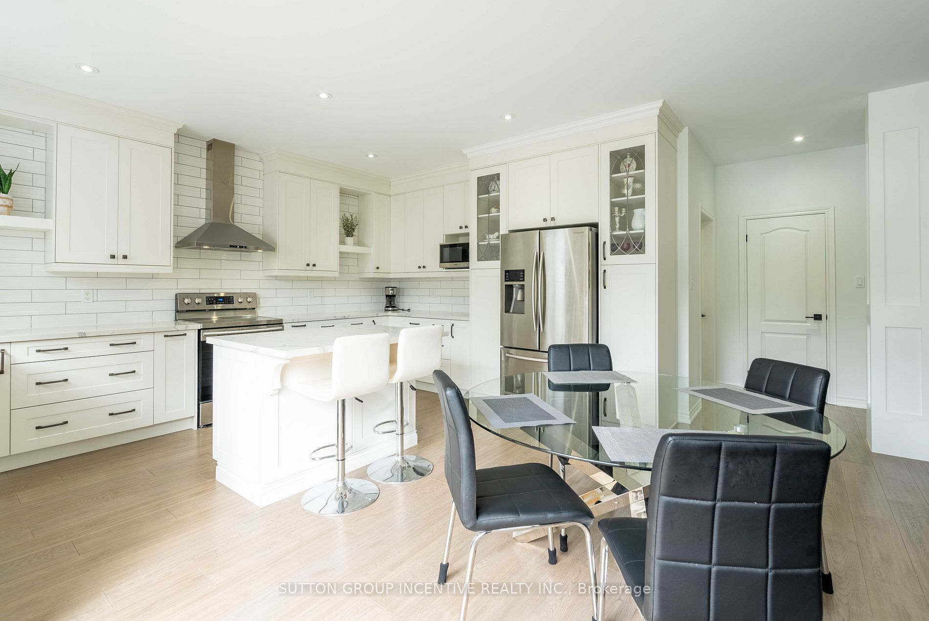 83 Aishford Rd