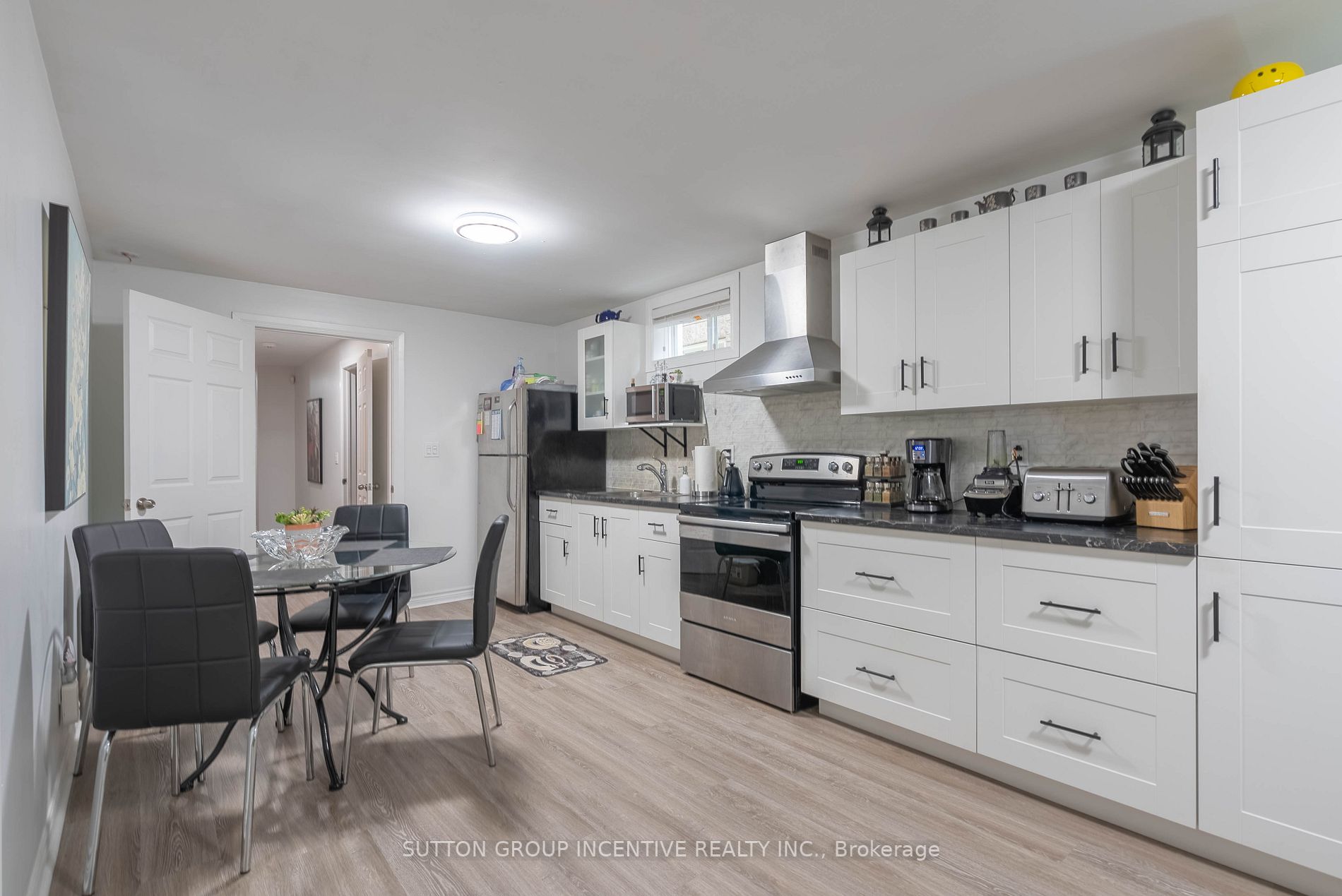 83 Aishford Rd