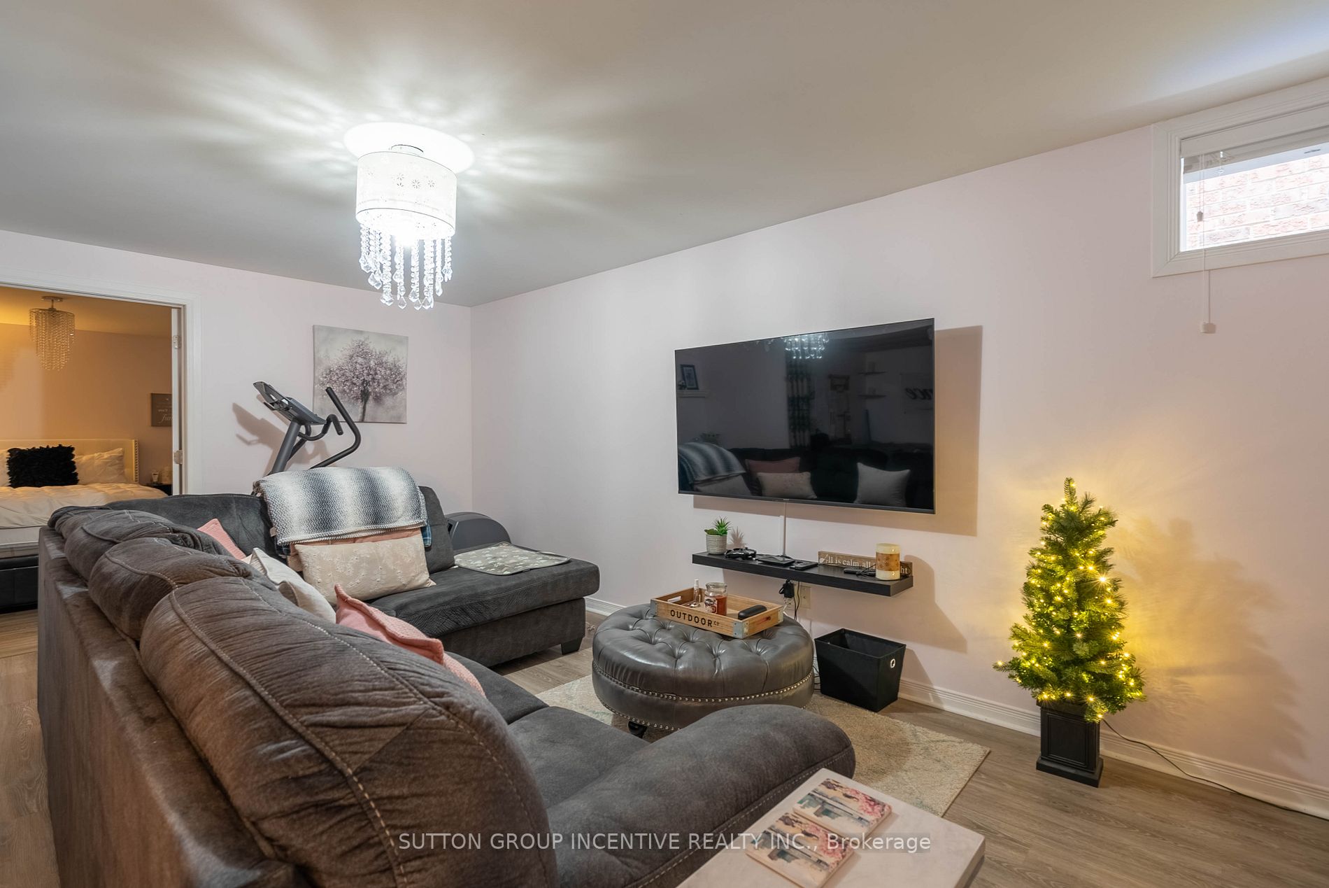 83 Aishford Rd