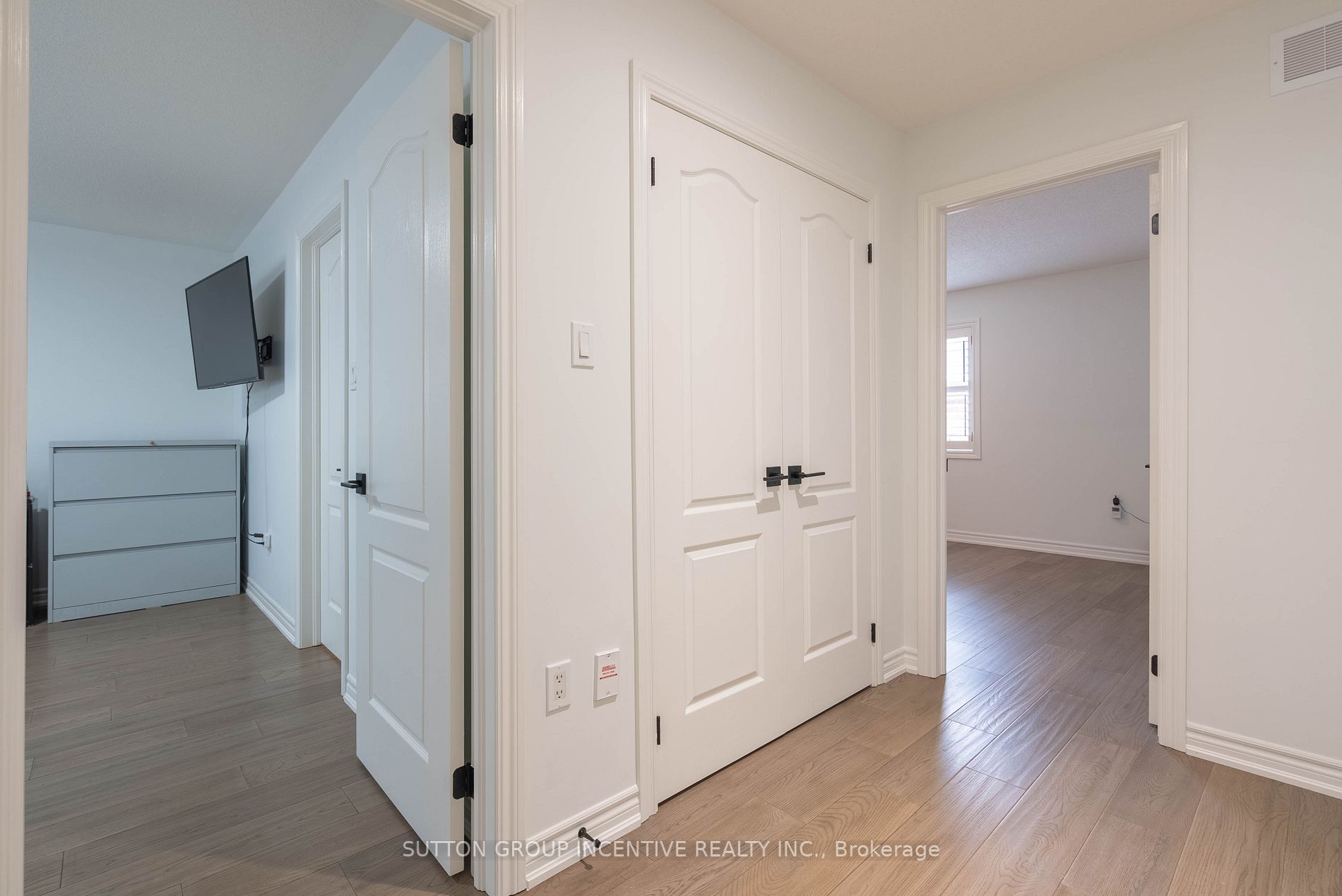 83 Aishford Rd