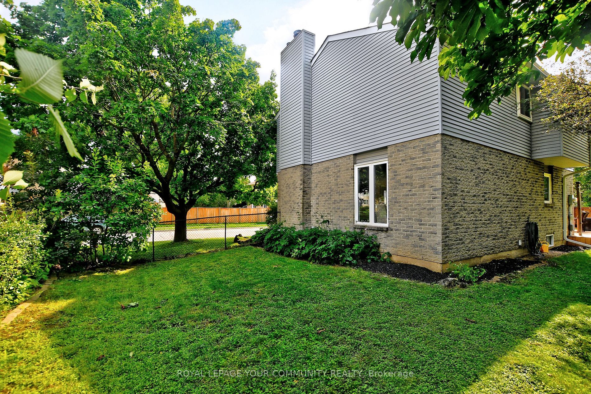57 Sandusky Crescent