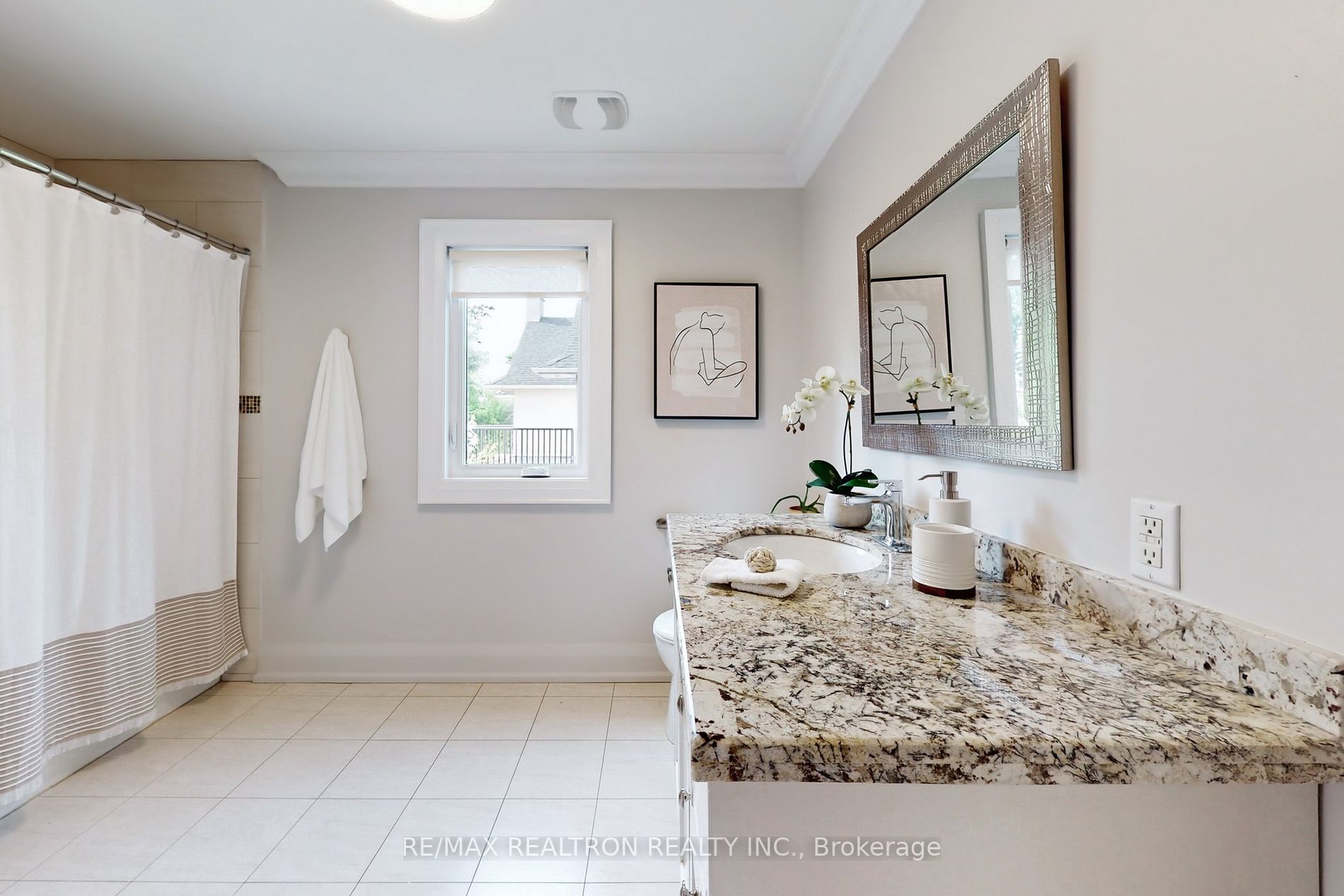 2 Campbell Crt