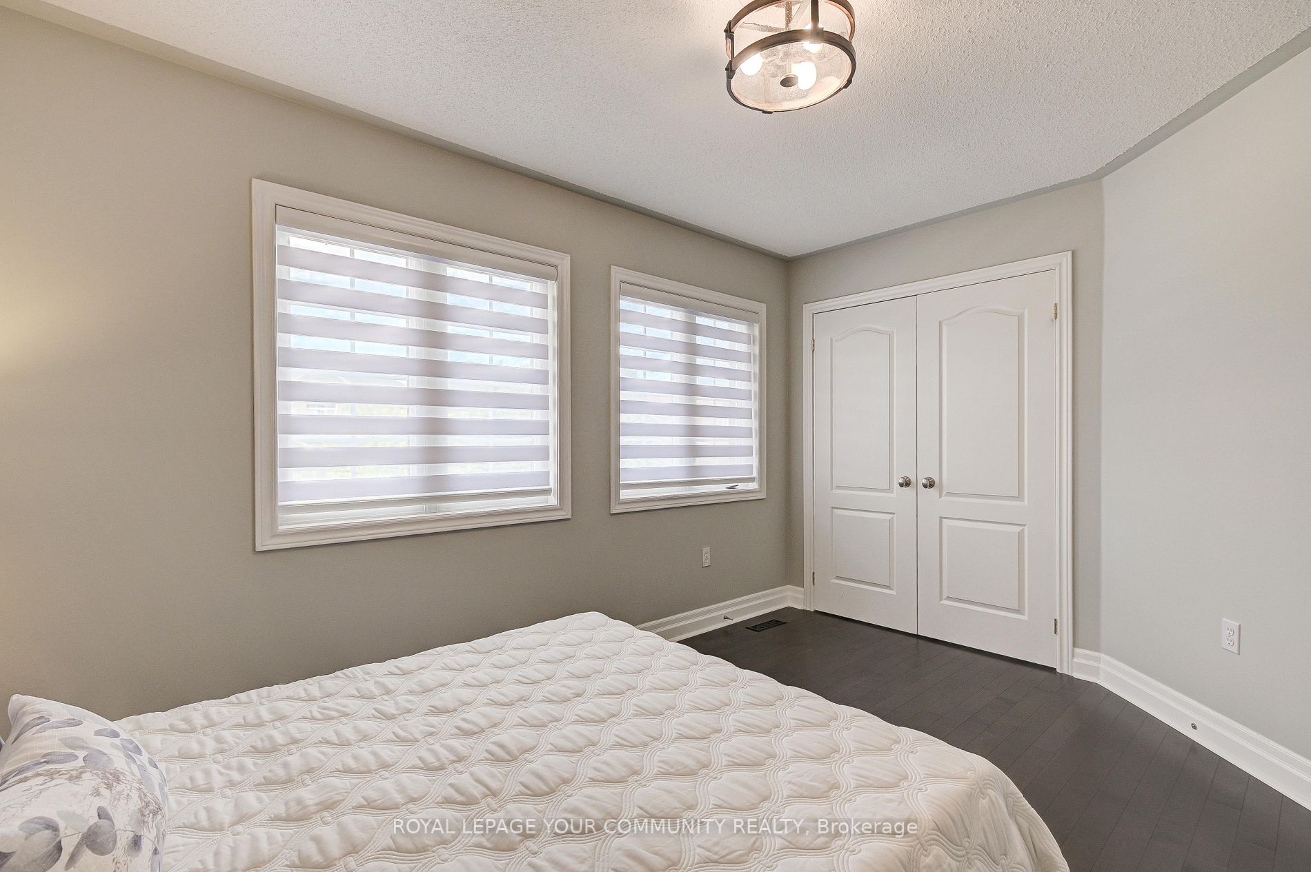 63 Woodbury Cres
