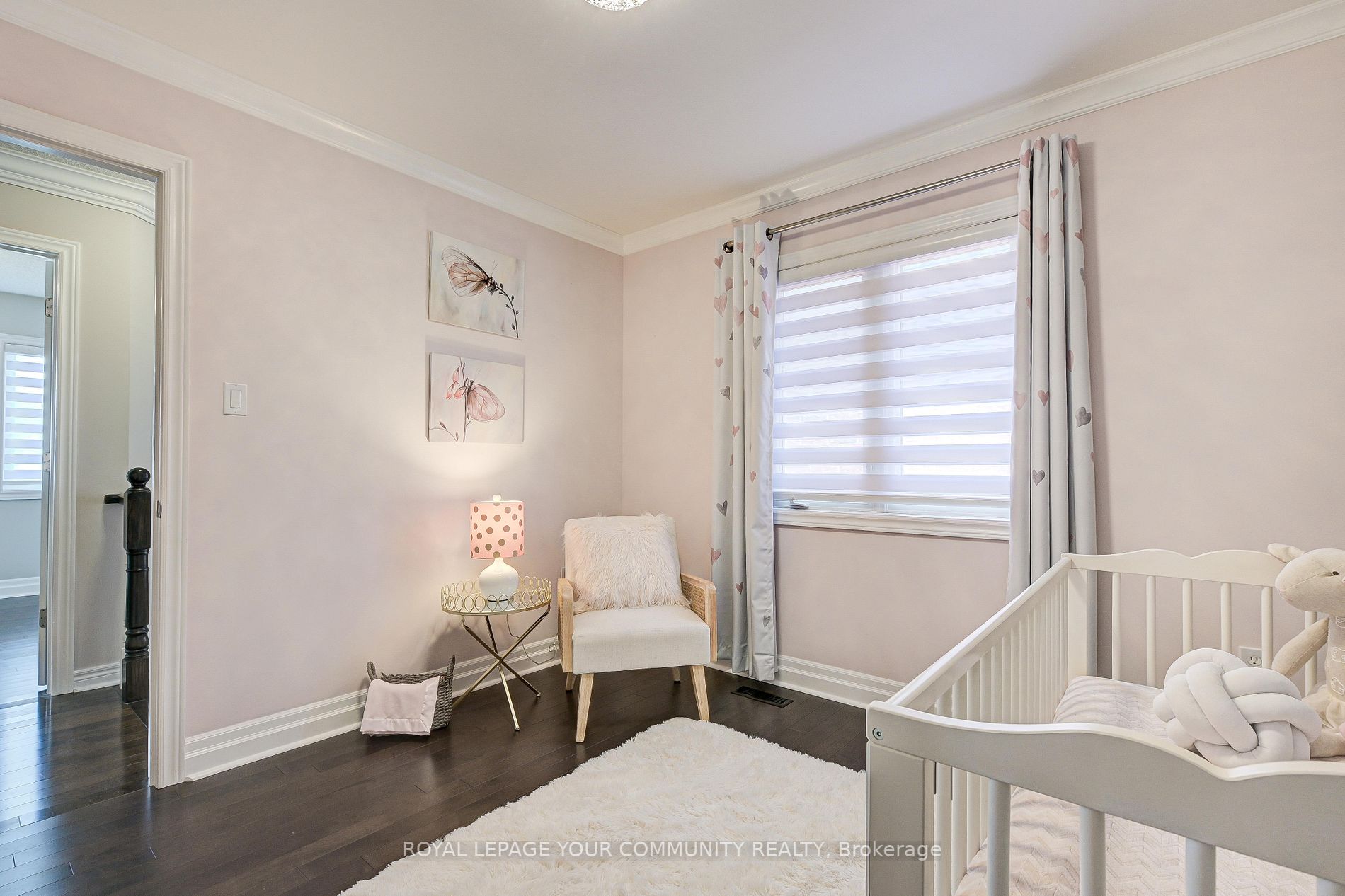 63 Woodbury Cres