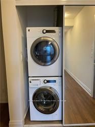 7165 Yonge St, #1515