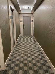 7165 Yonge St, #1515