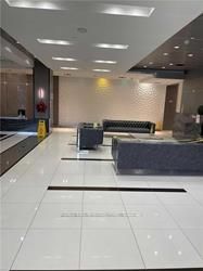 7165 Yonge St, #1515