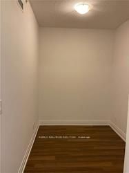 7165 Yonge St, #1515