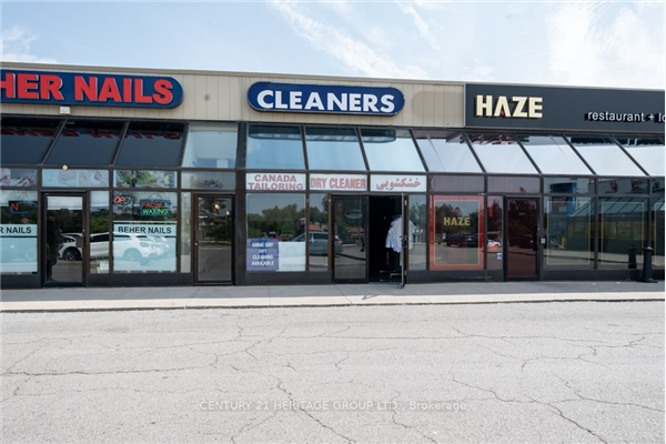 9737 Yonge St, Richmond Hill