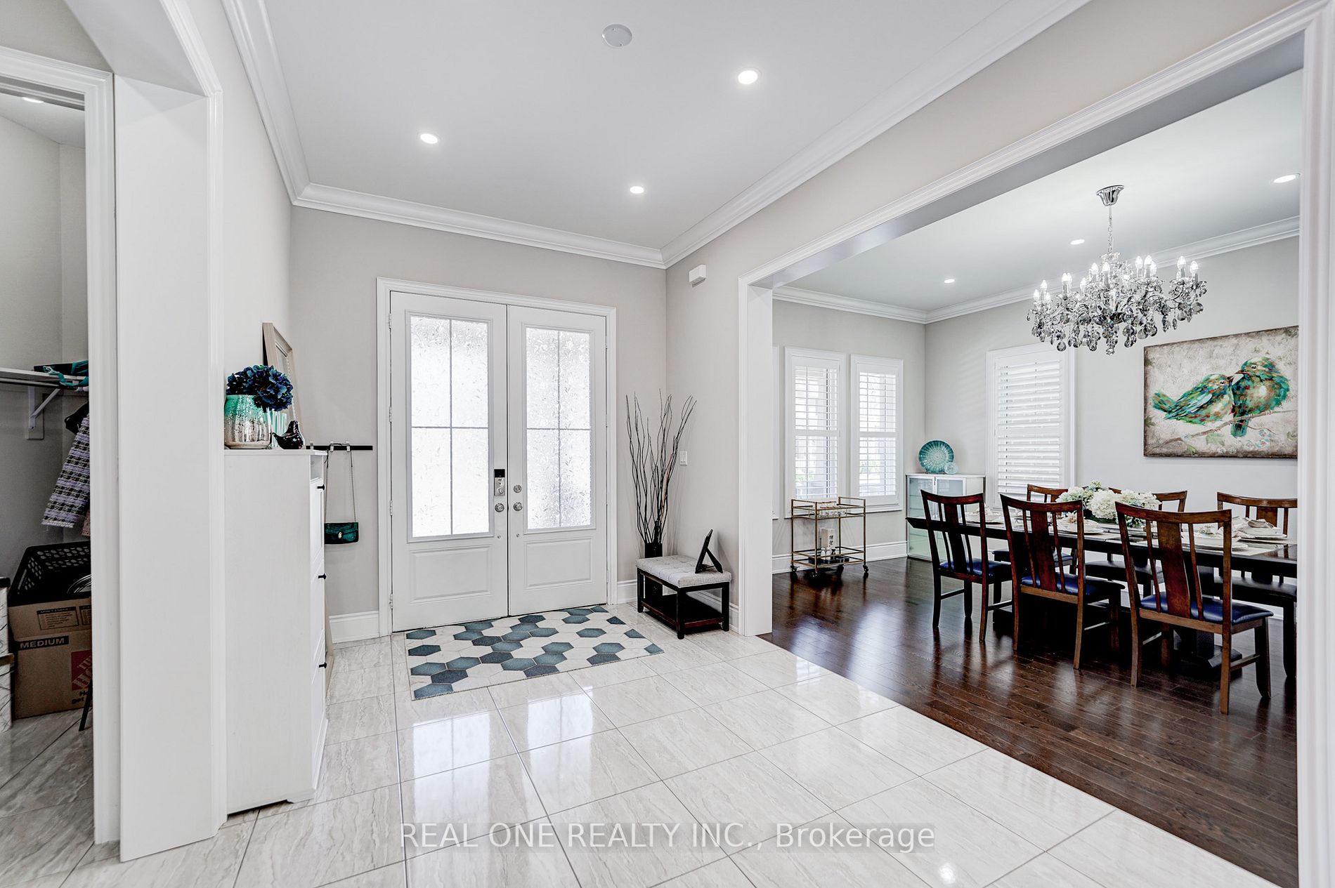 52 Ken Sinclair Cres