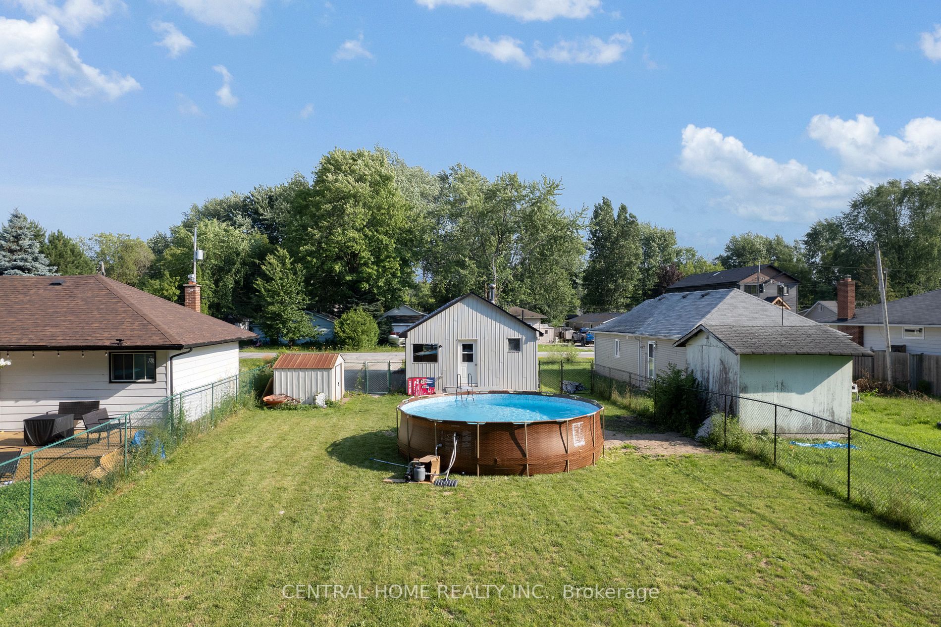 208 Bayview Avenue