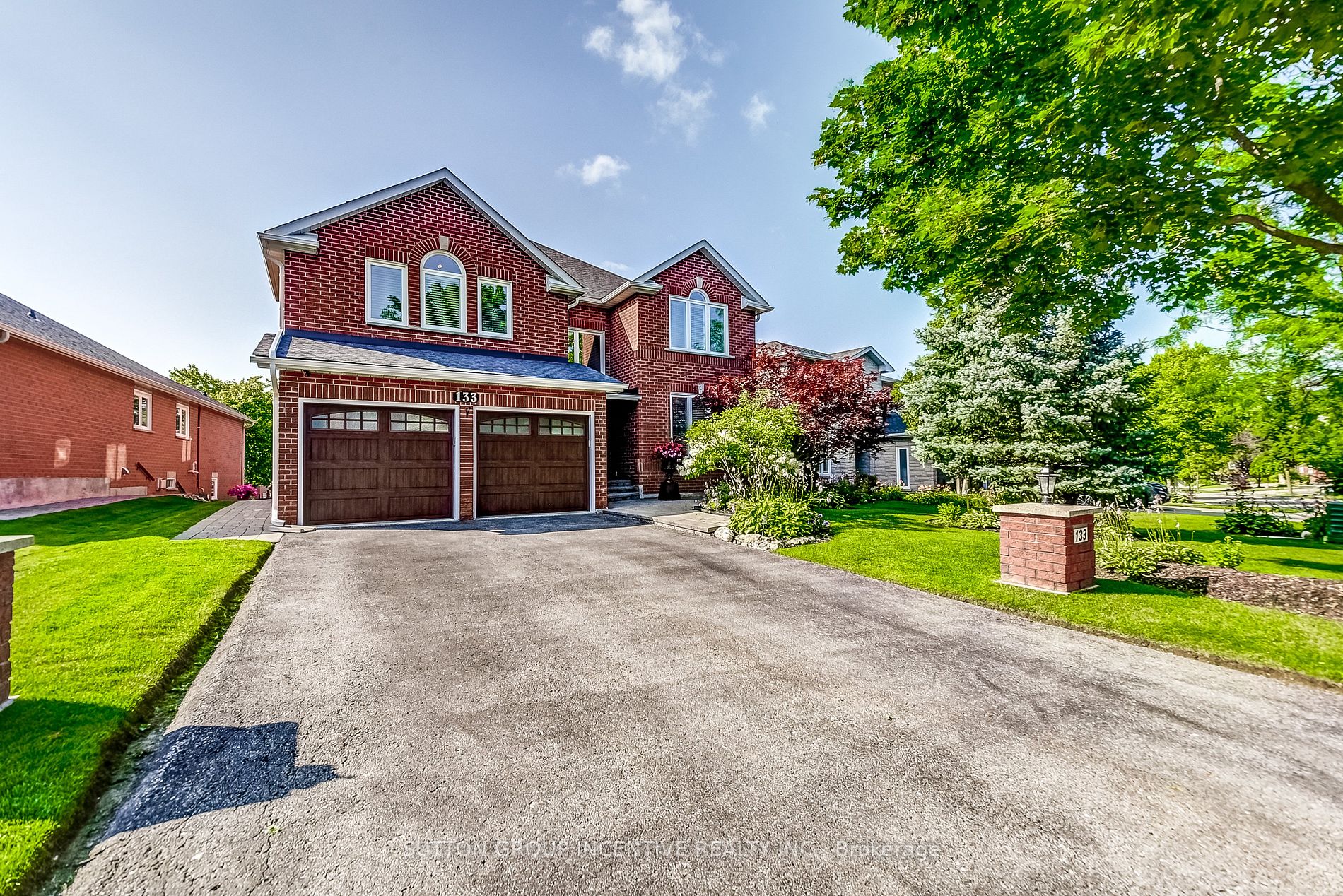 133 Carlyle Cres