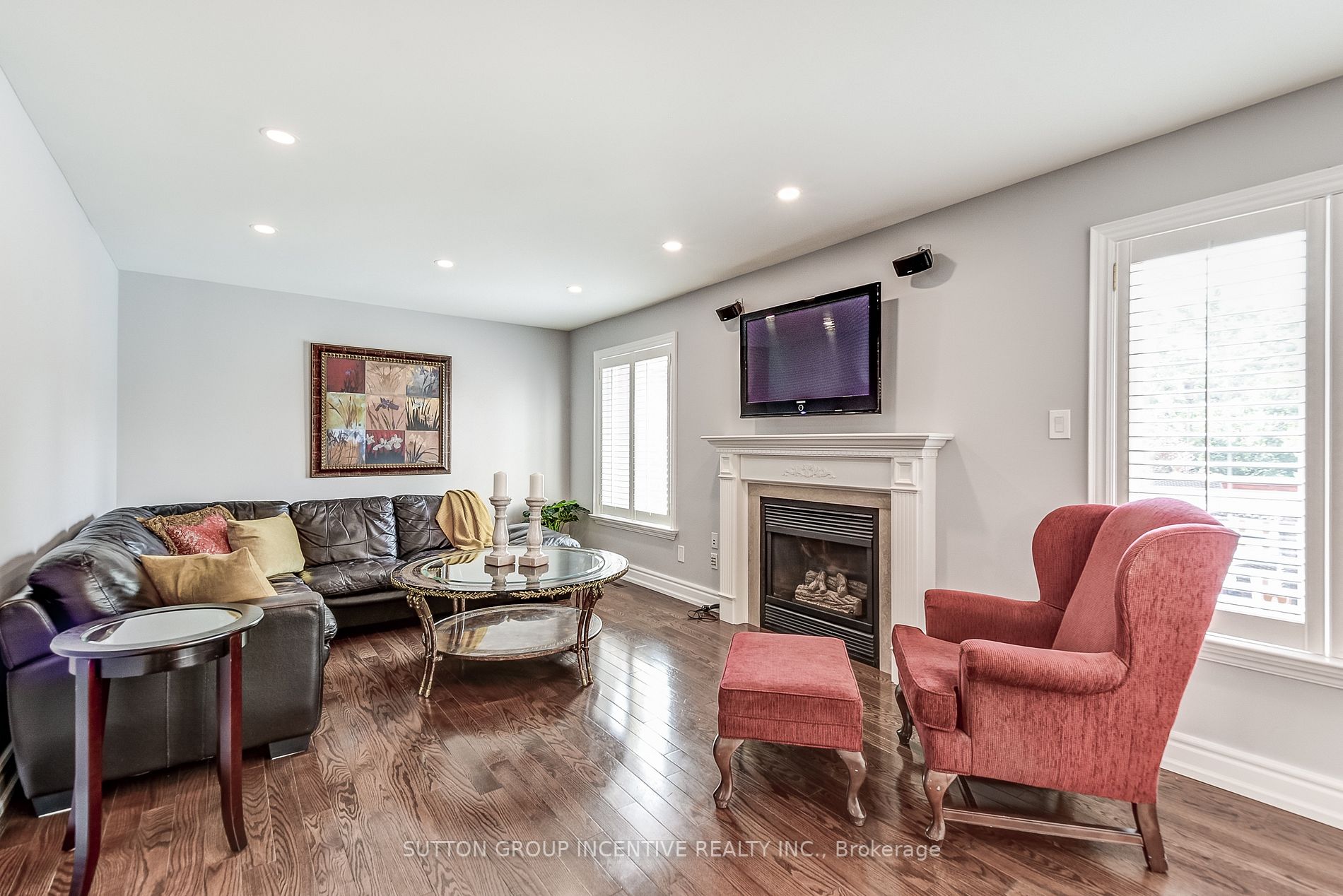133 Carlyle Cres