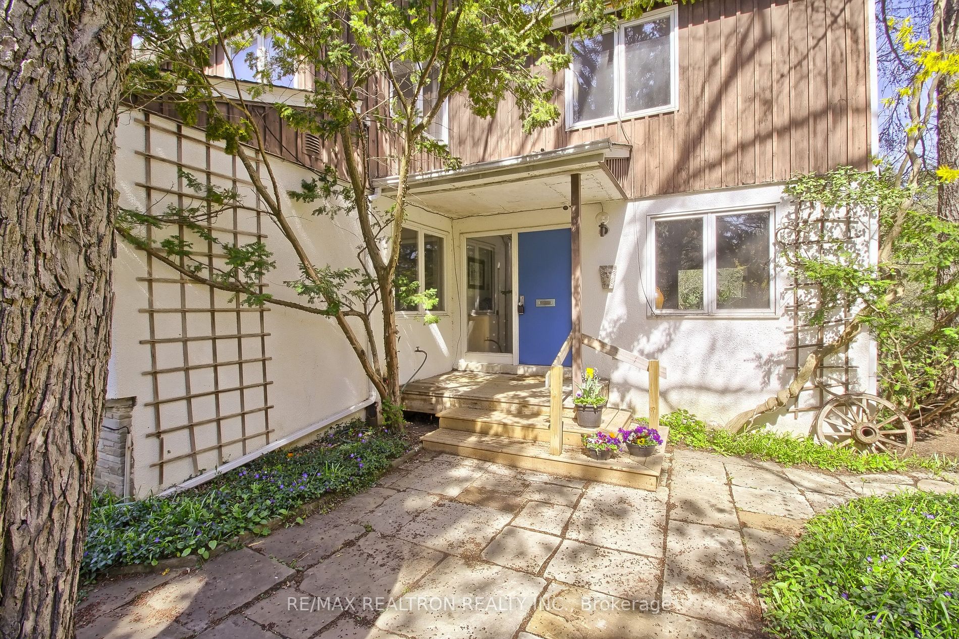 49 Dove Lane