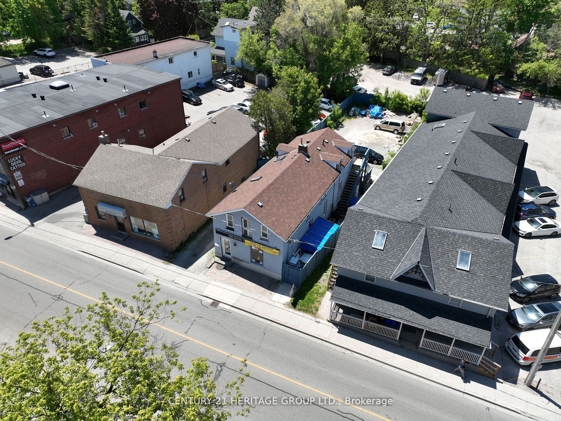 106 Main St S