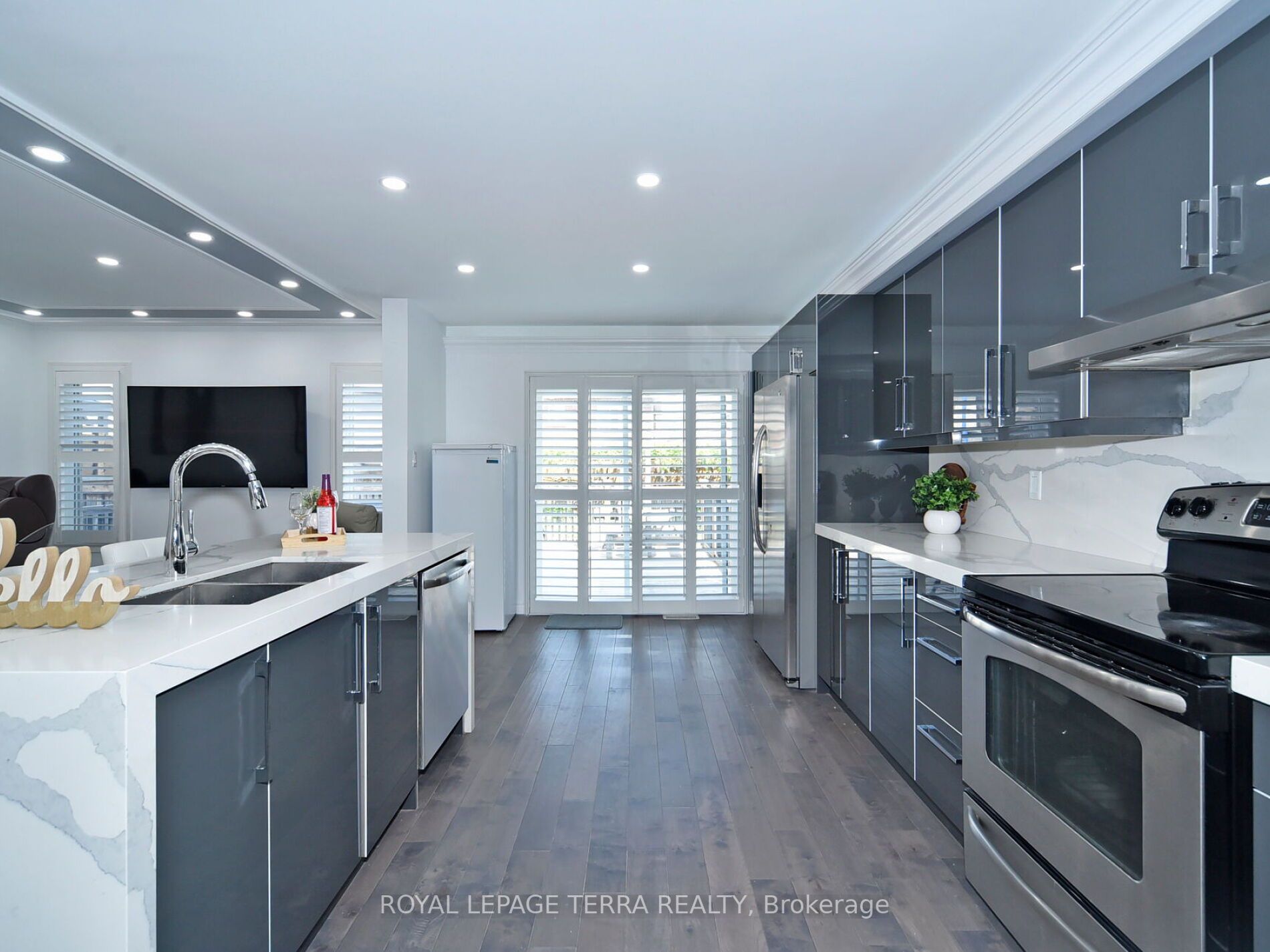 17 Richardson Cres