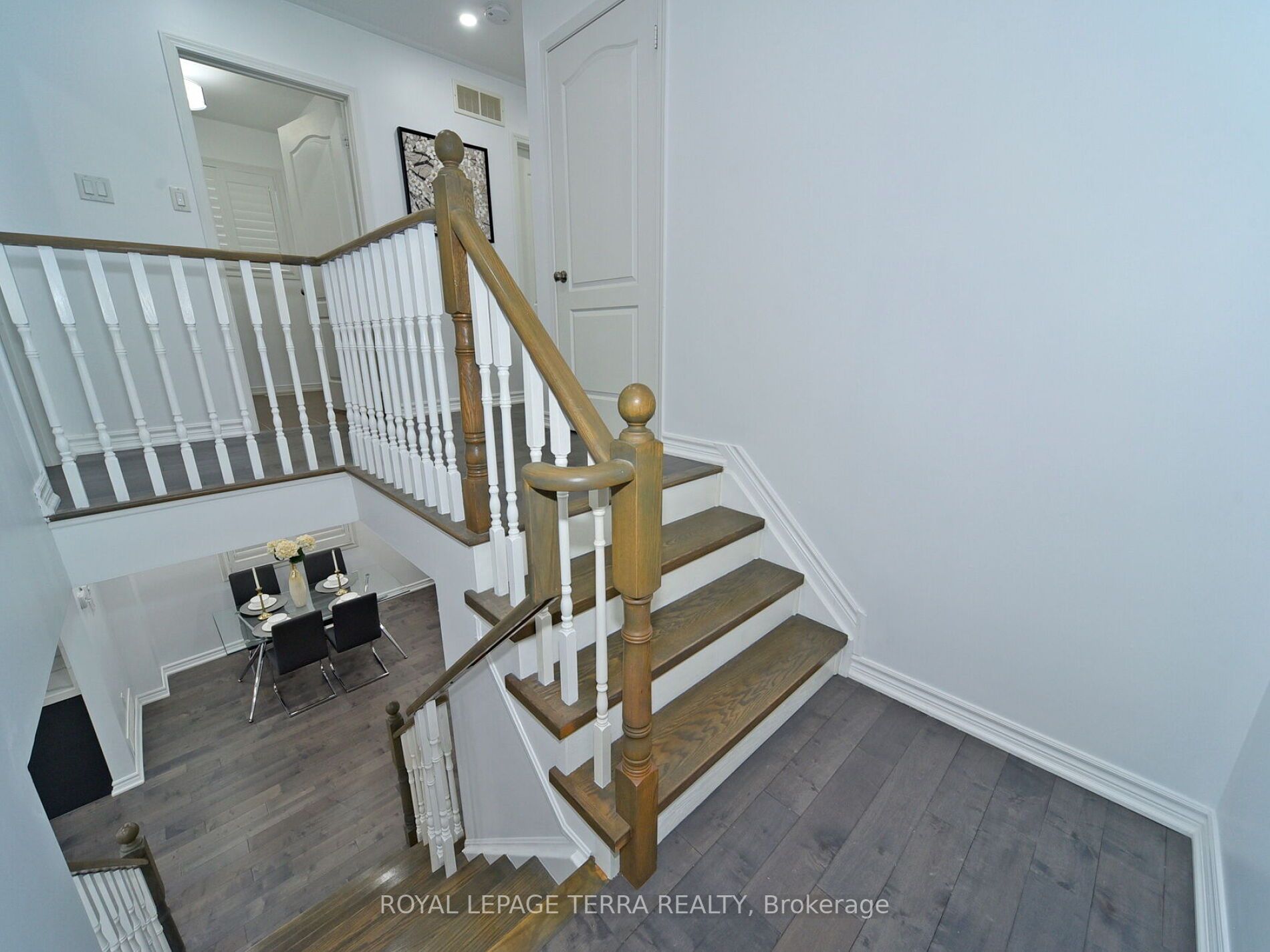 17 Richardson Cres