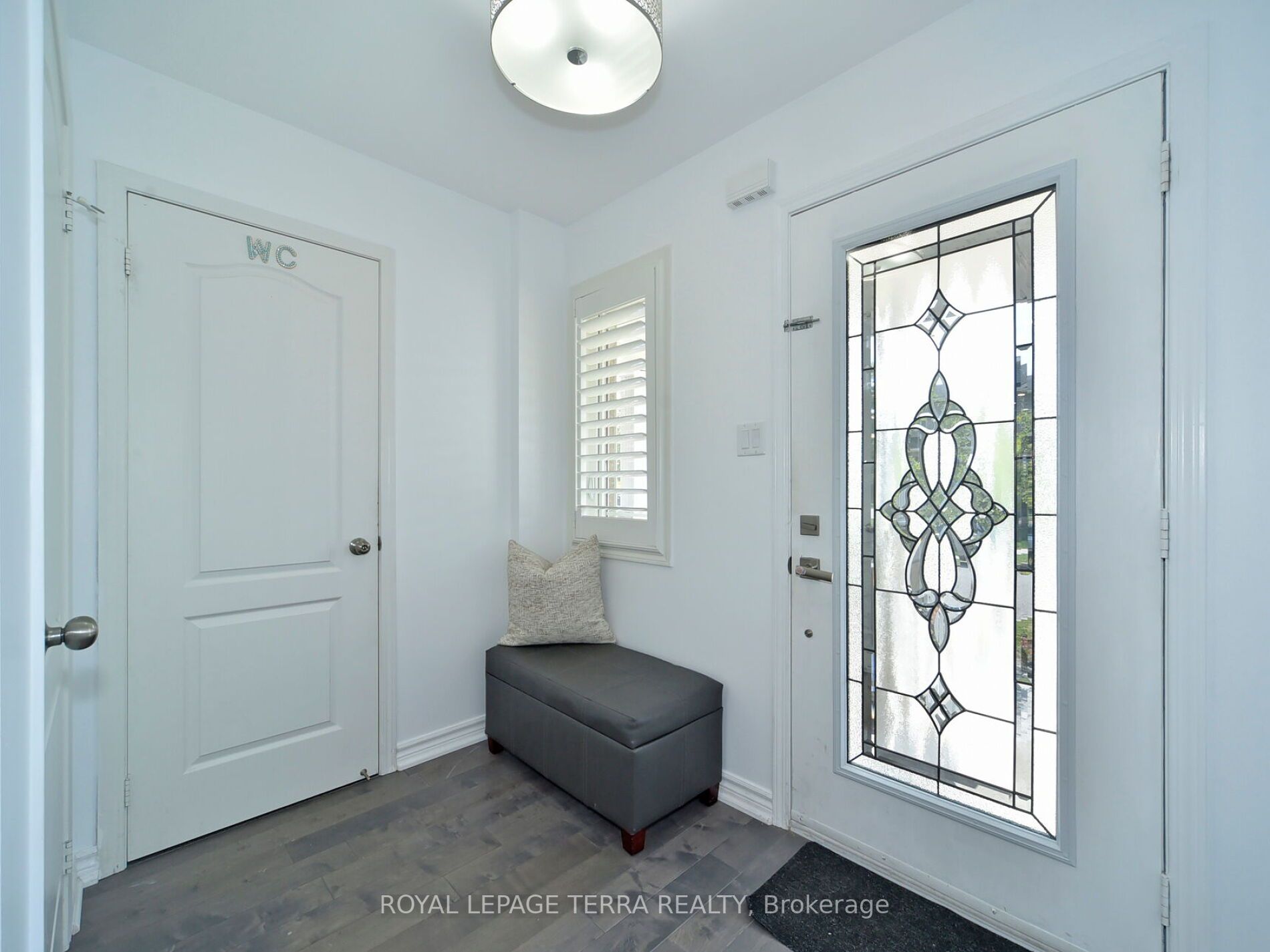 17 Richardson Cres