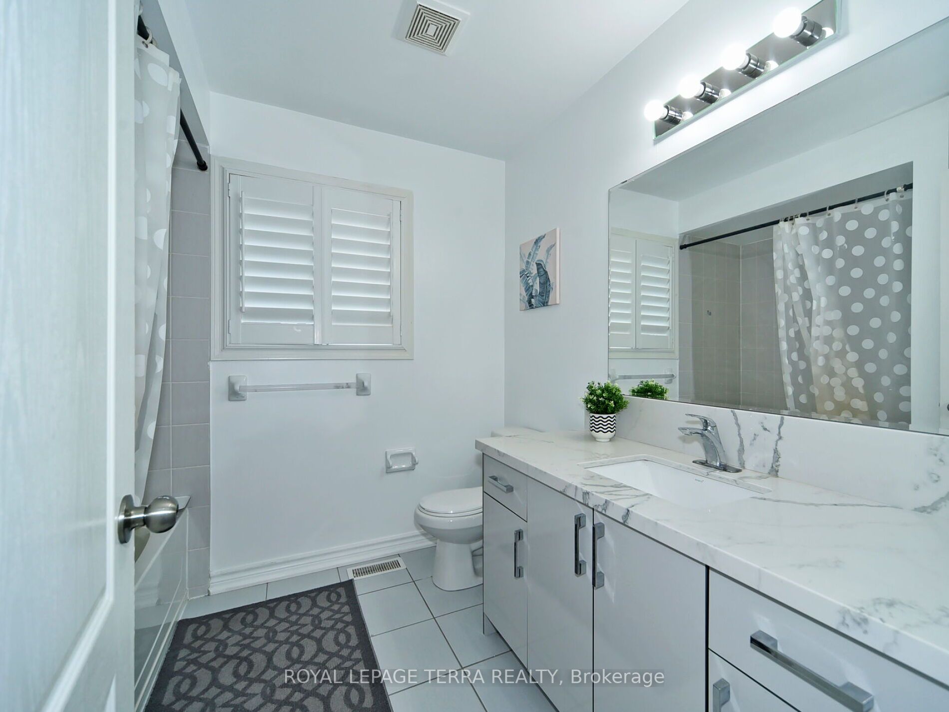 17 Richardson Cres