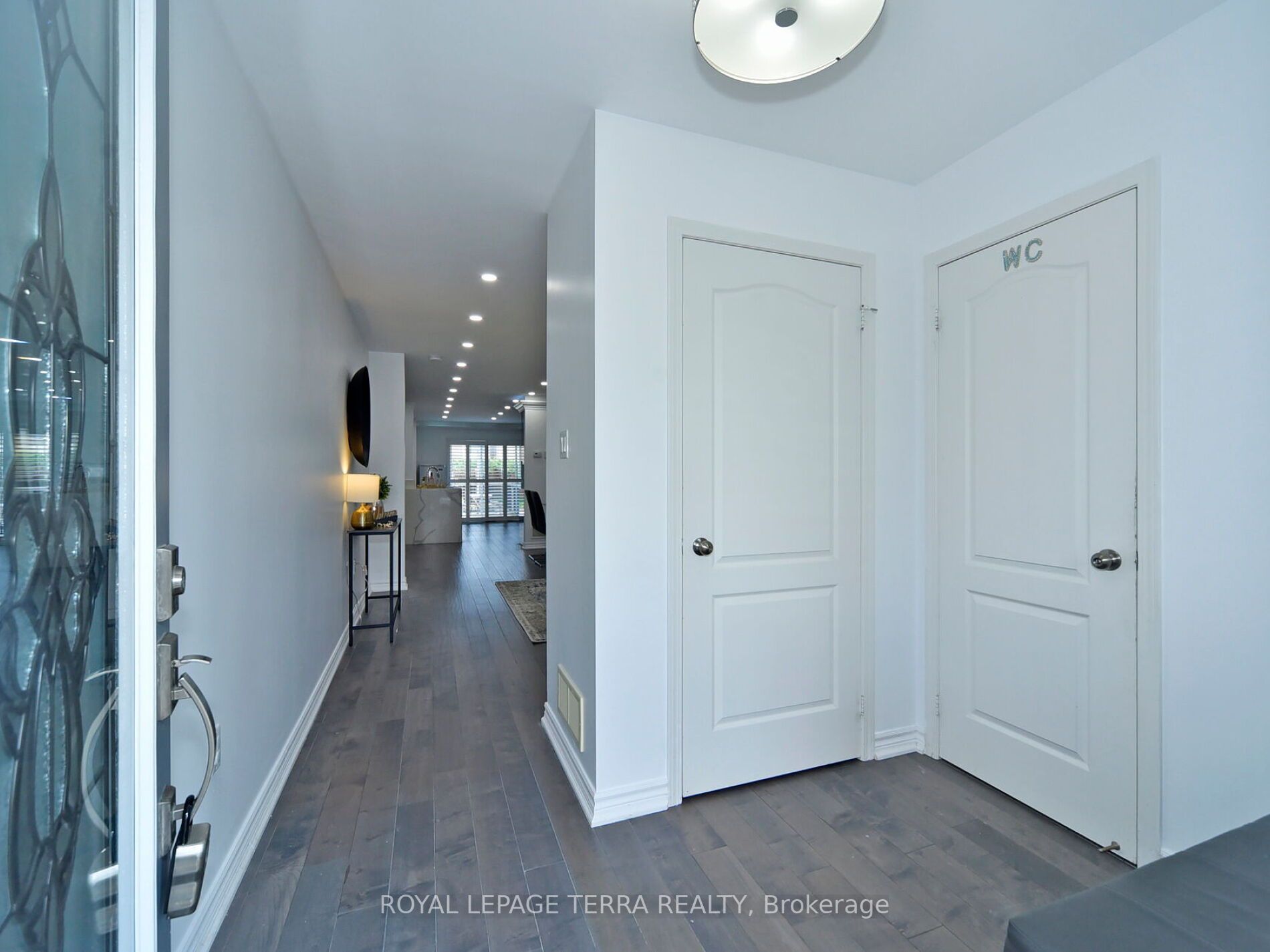 17 Richardson Cres
