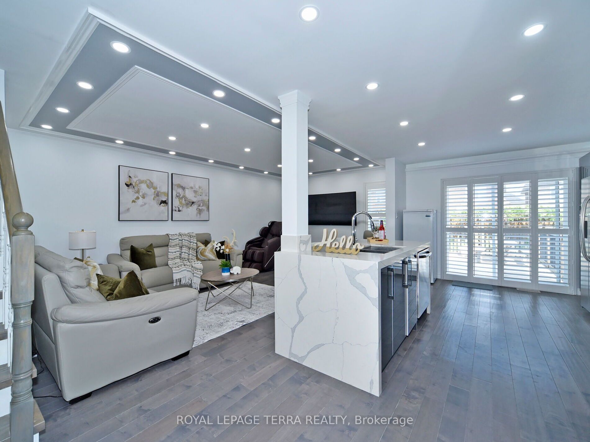 17 Richardson Cres