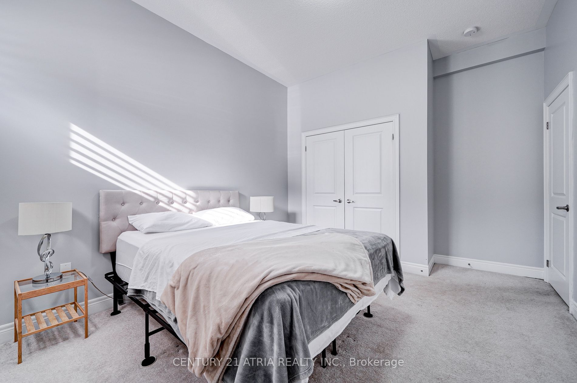 578 sweetwater Crescent