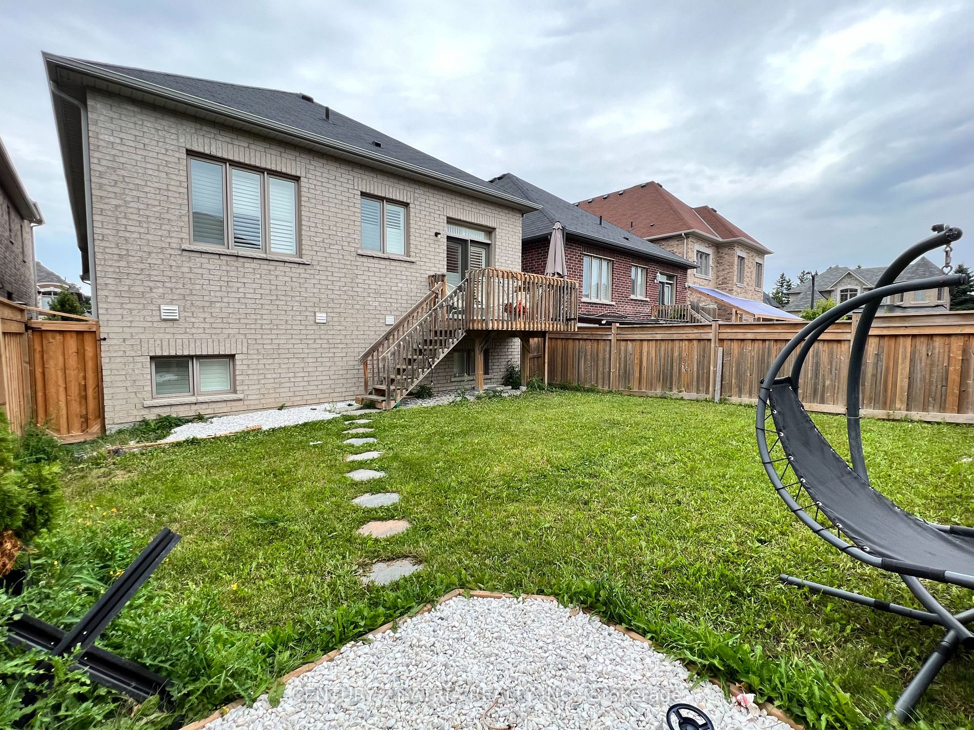 578 sweetwater Crescent