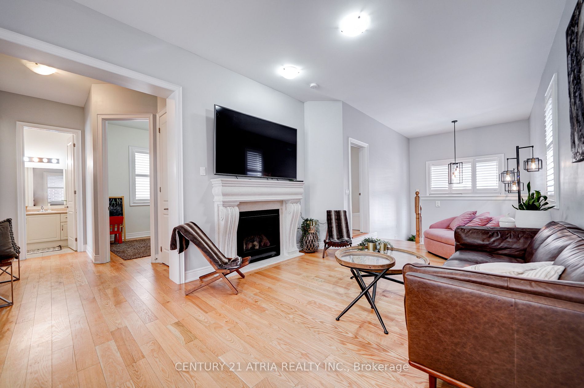 578 sweetwater Crescent